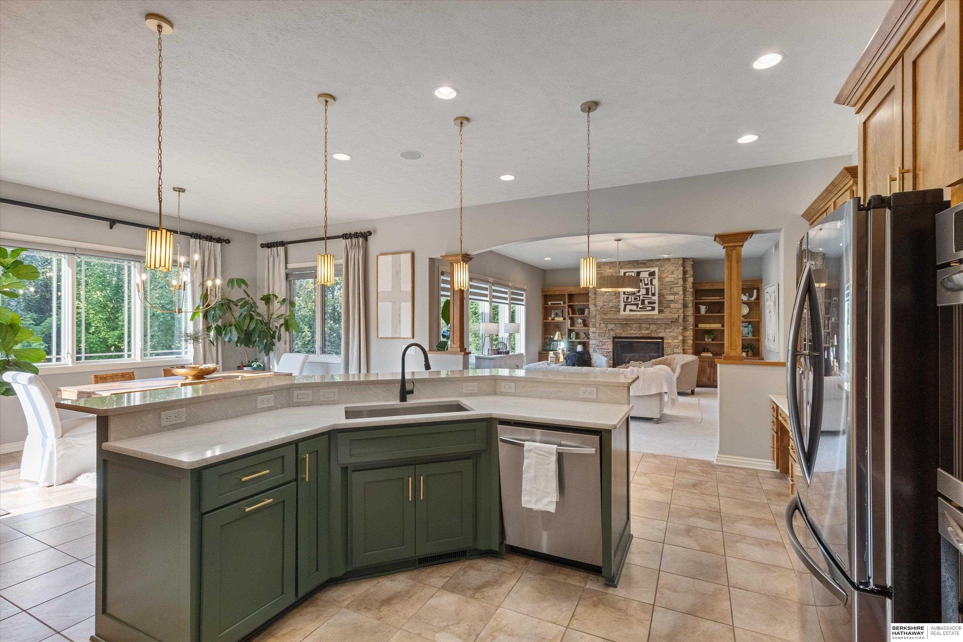 18107 Leavenworth Street