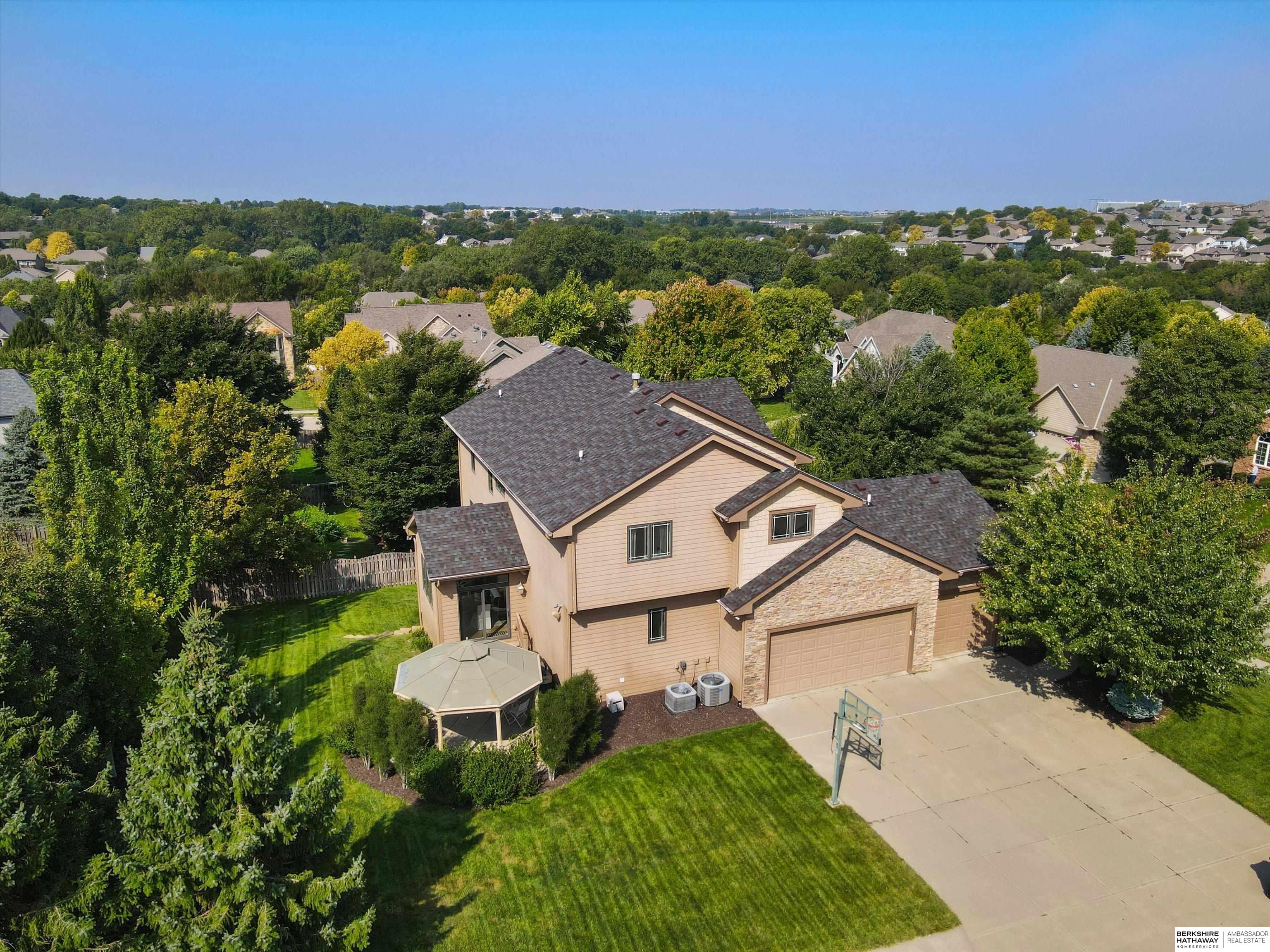 18107 Leavenworth Street