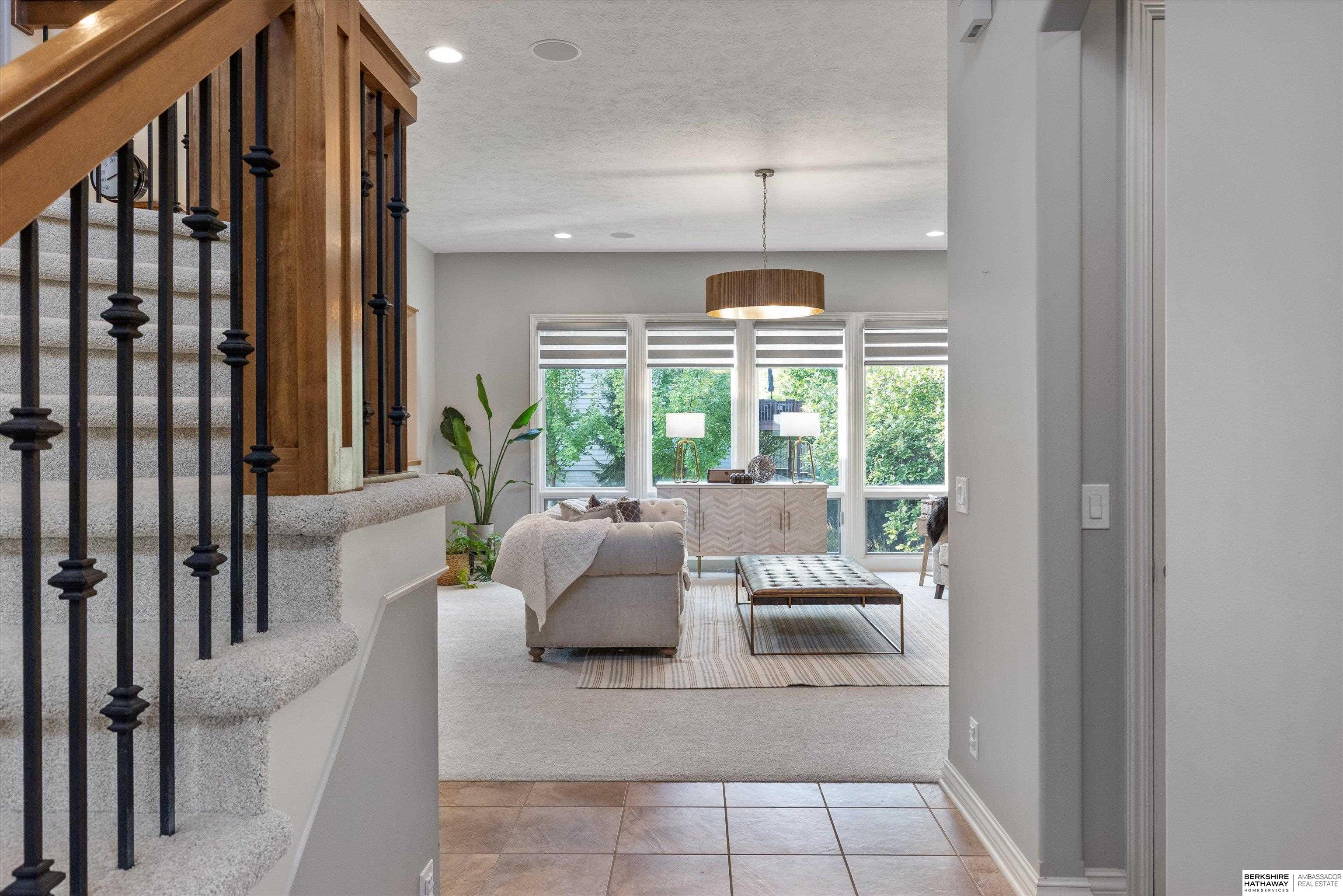 18107 Leavenworth Street