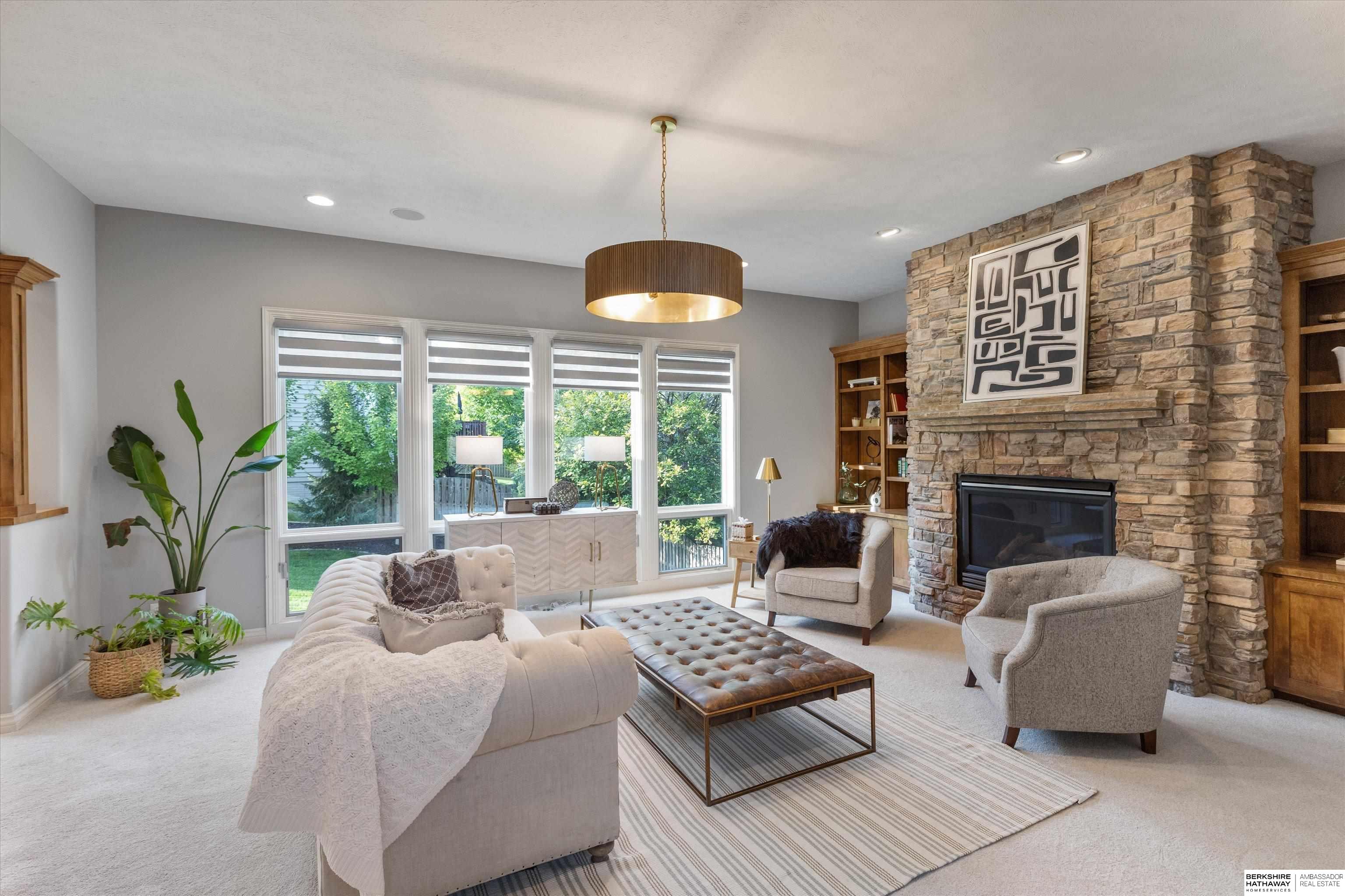 18107 Leavenworth Street