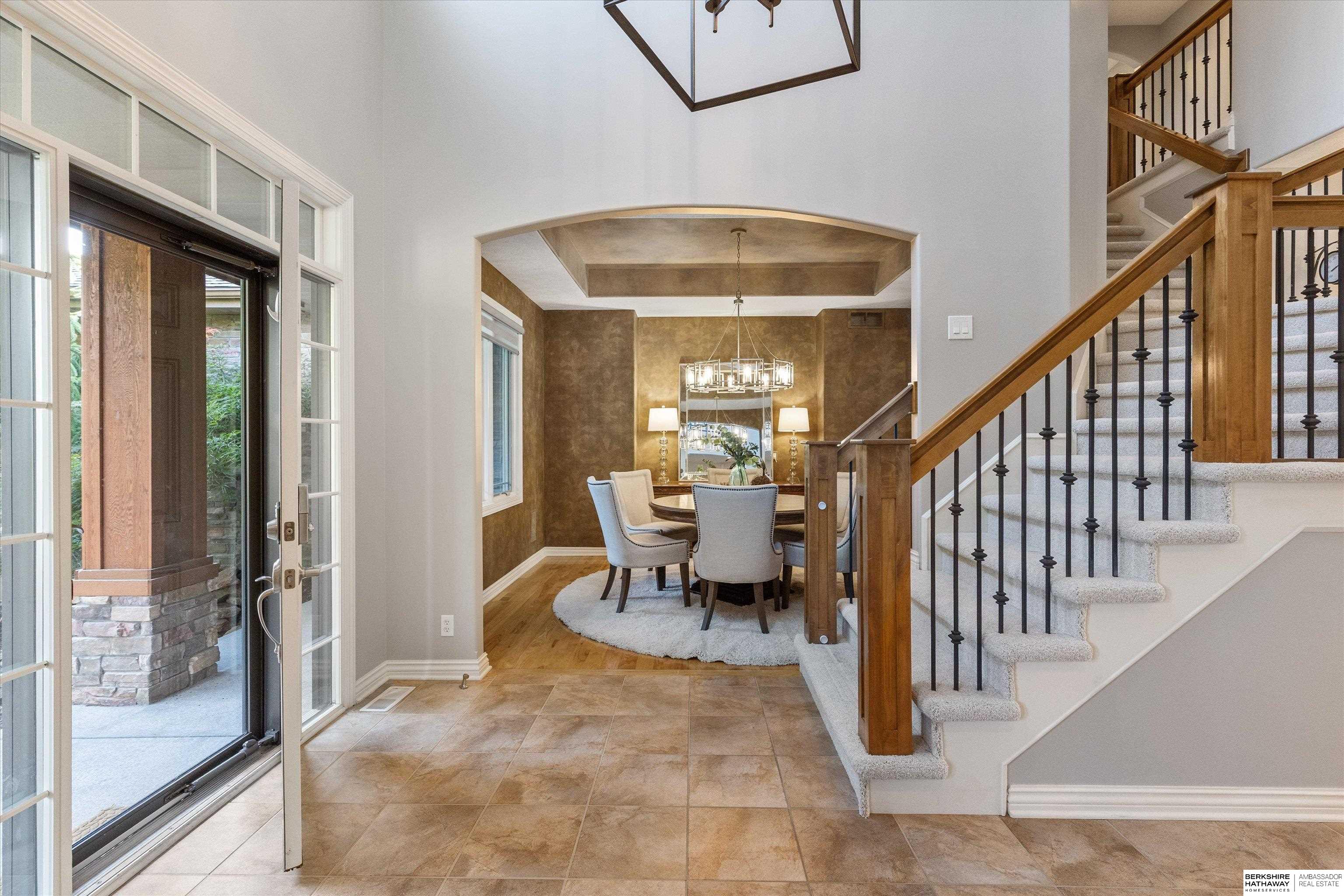 18107 Leavenworth Street