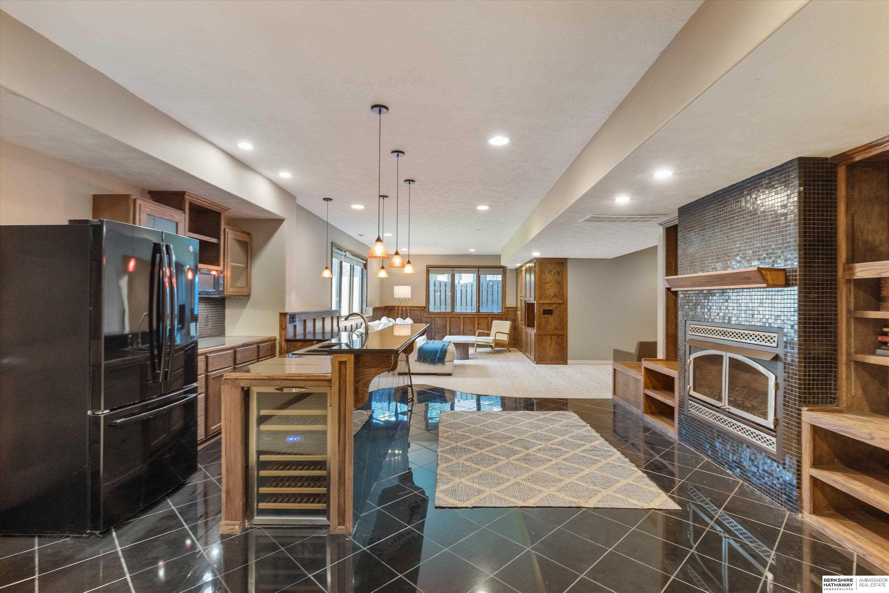 18107 Leavenworth Street