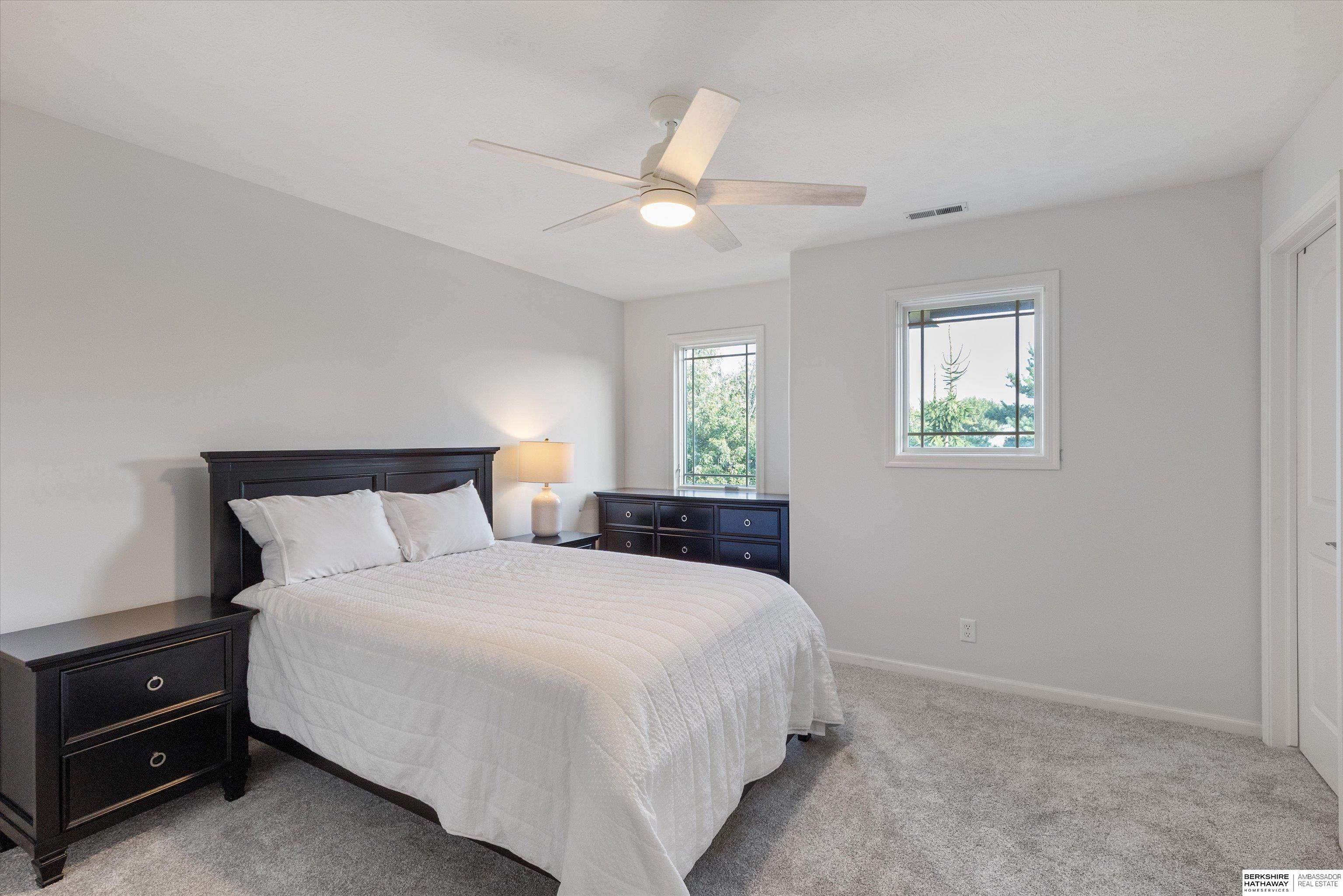 18107 Leavenworth Street