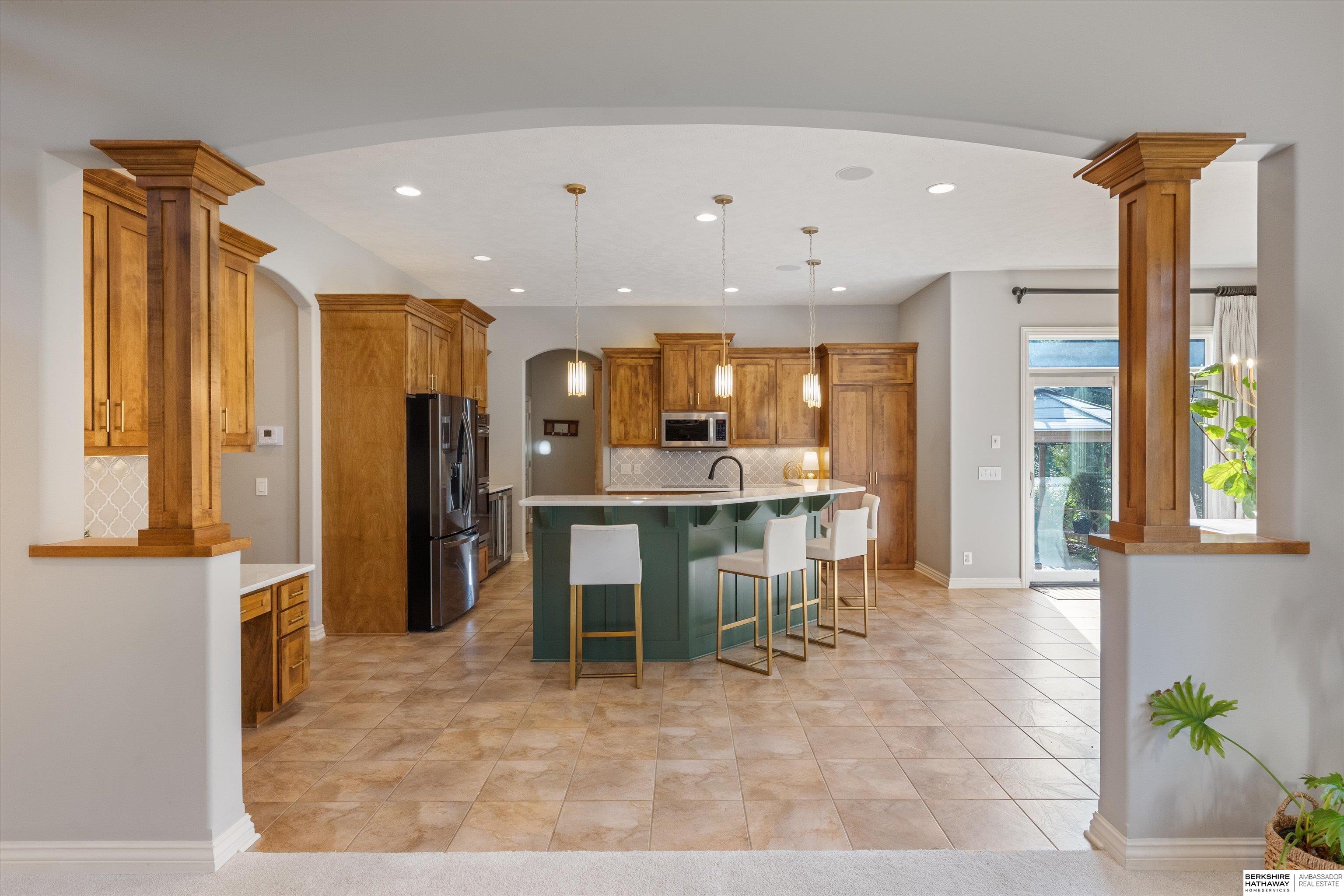 18107 Leavenworth Street