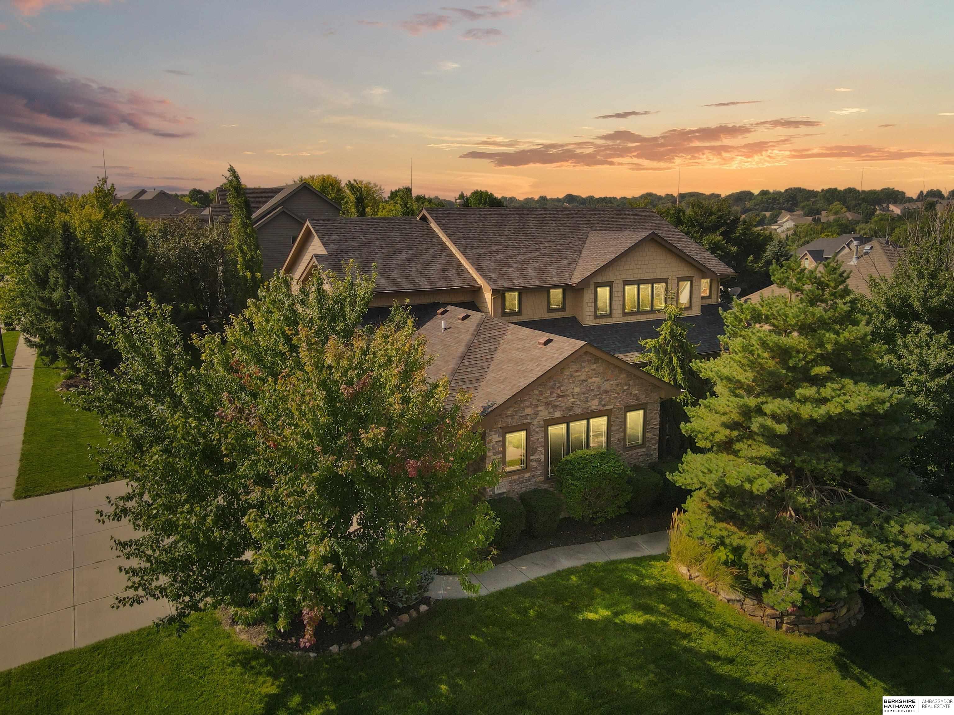 18107 Leavenworth Street