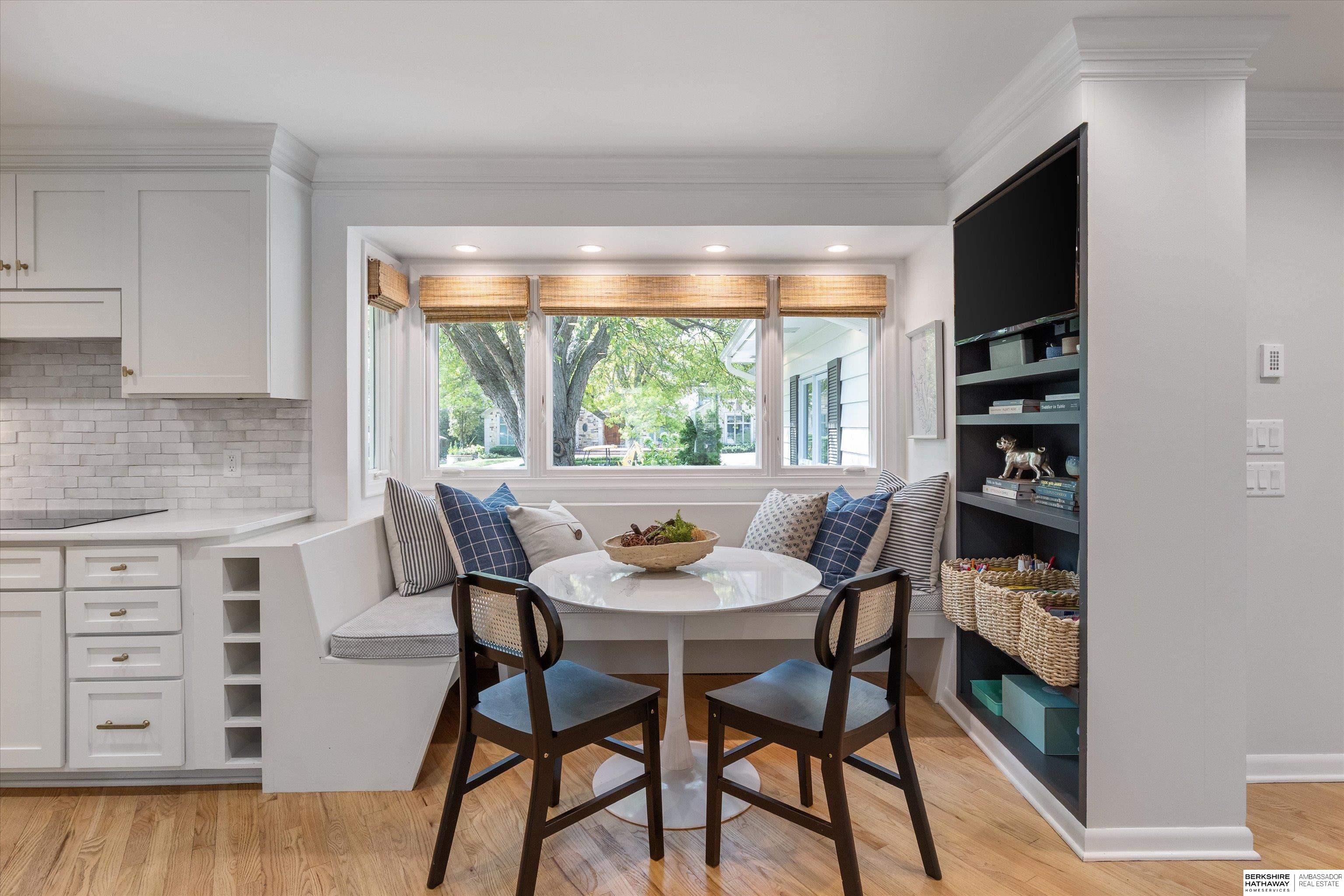 307 S 93rd Avenue