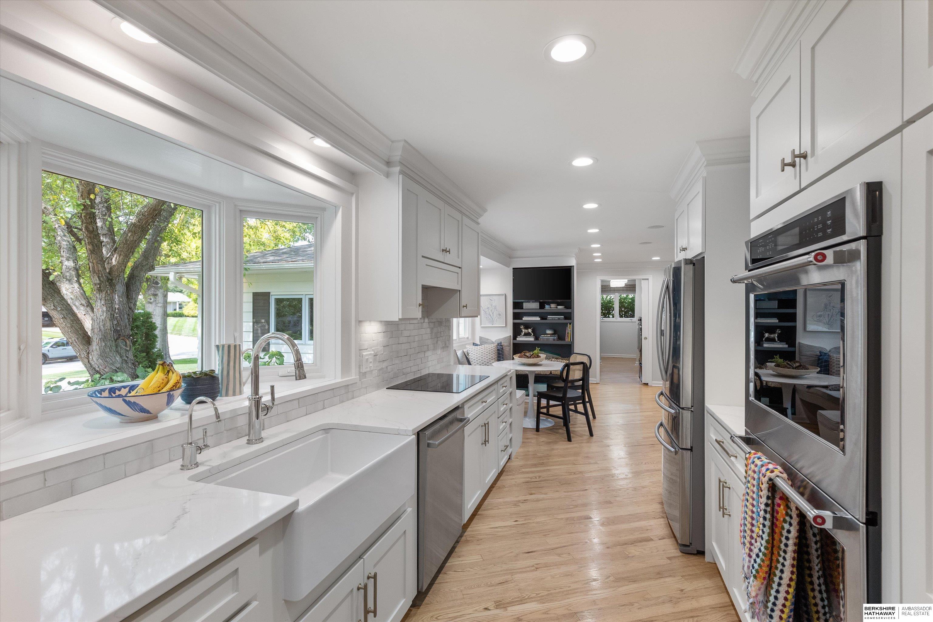 307 S 93rd Avenue
