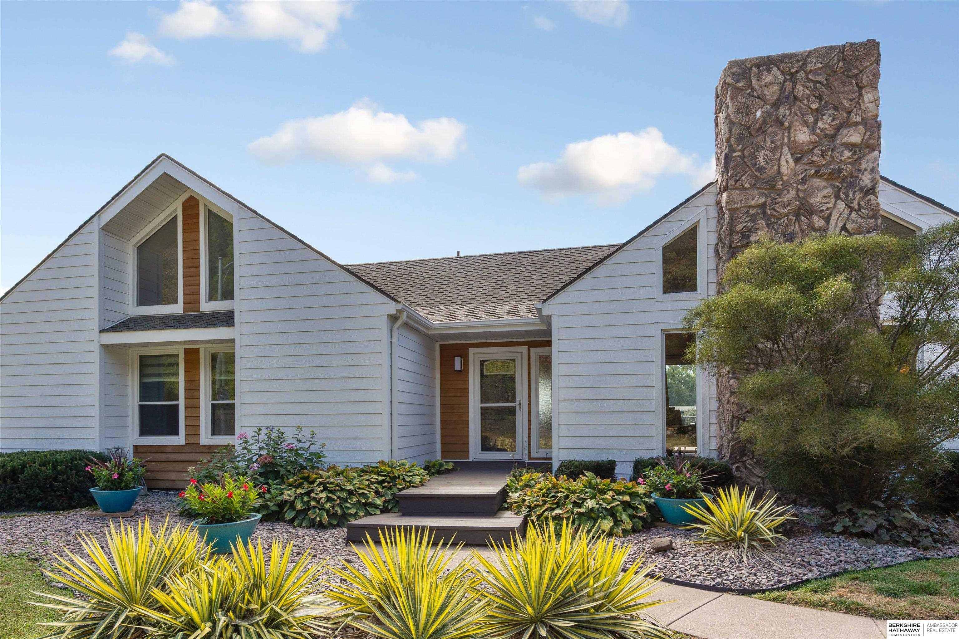 8609 Molokai Drive