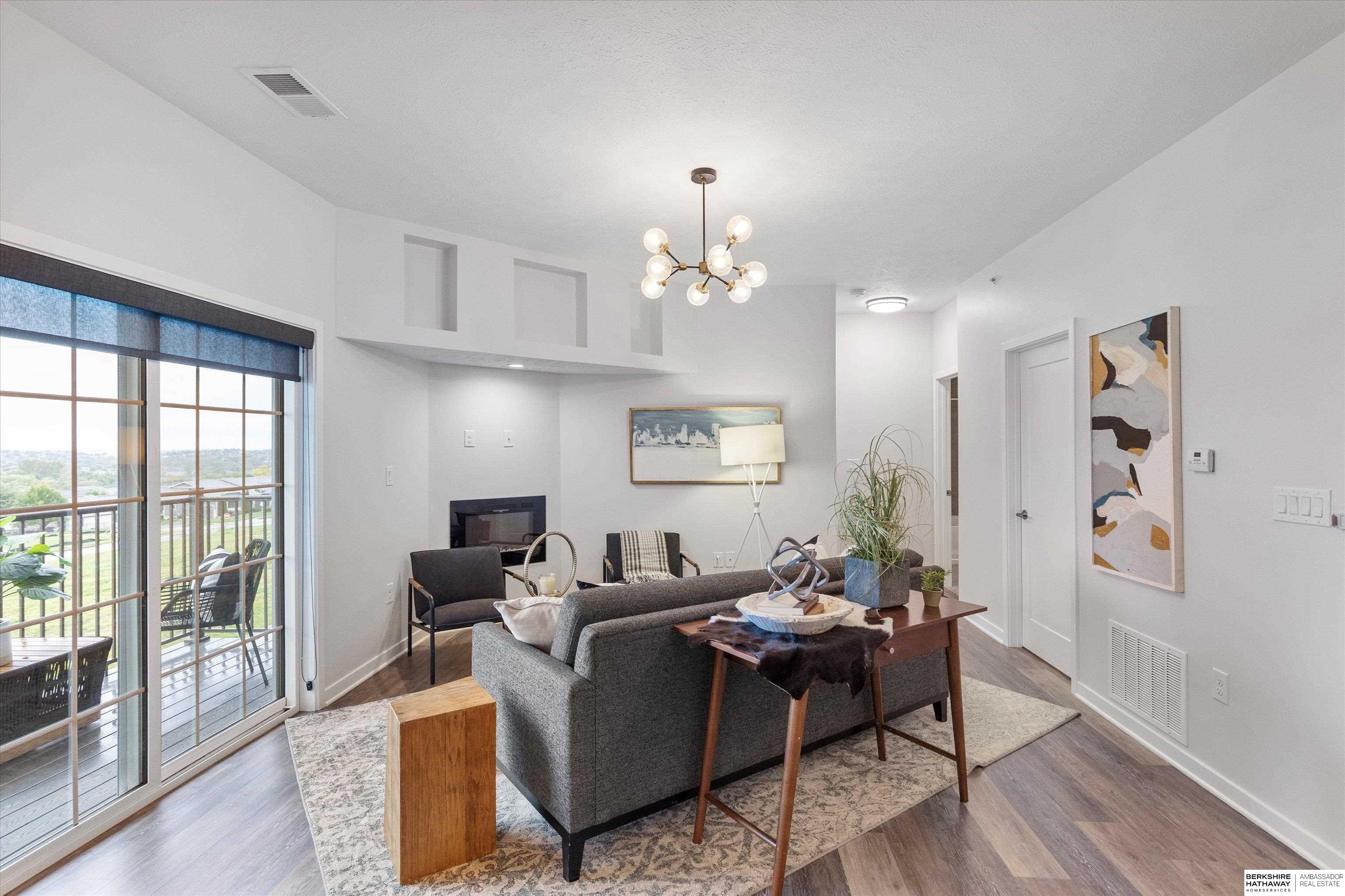 5933 N 158 Court # 306