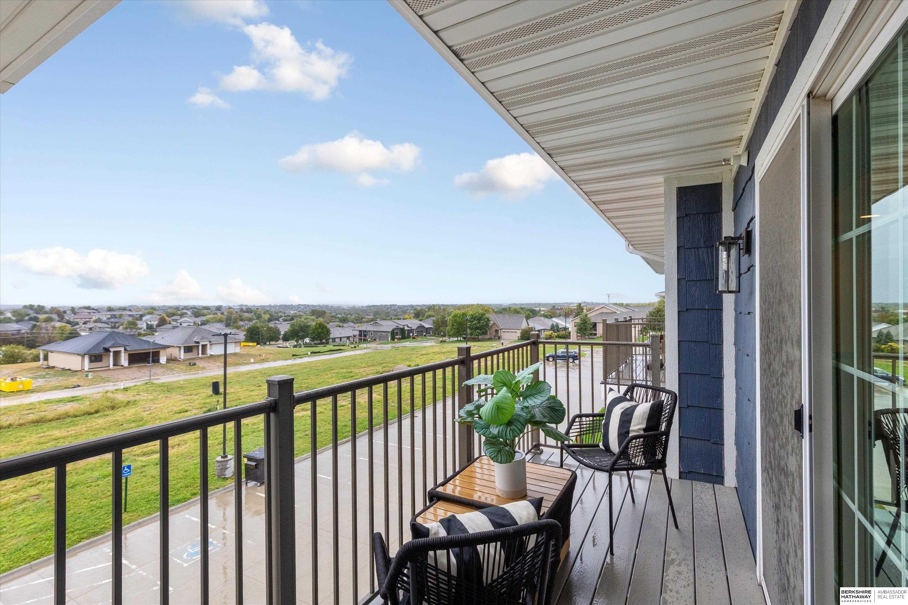 5933 N 158 Court # 306