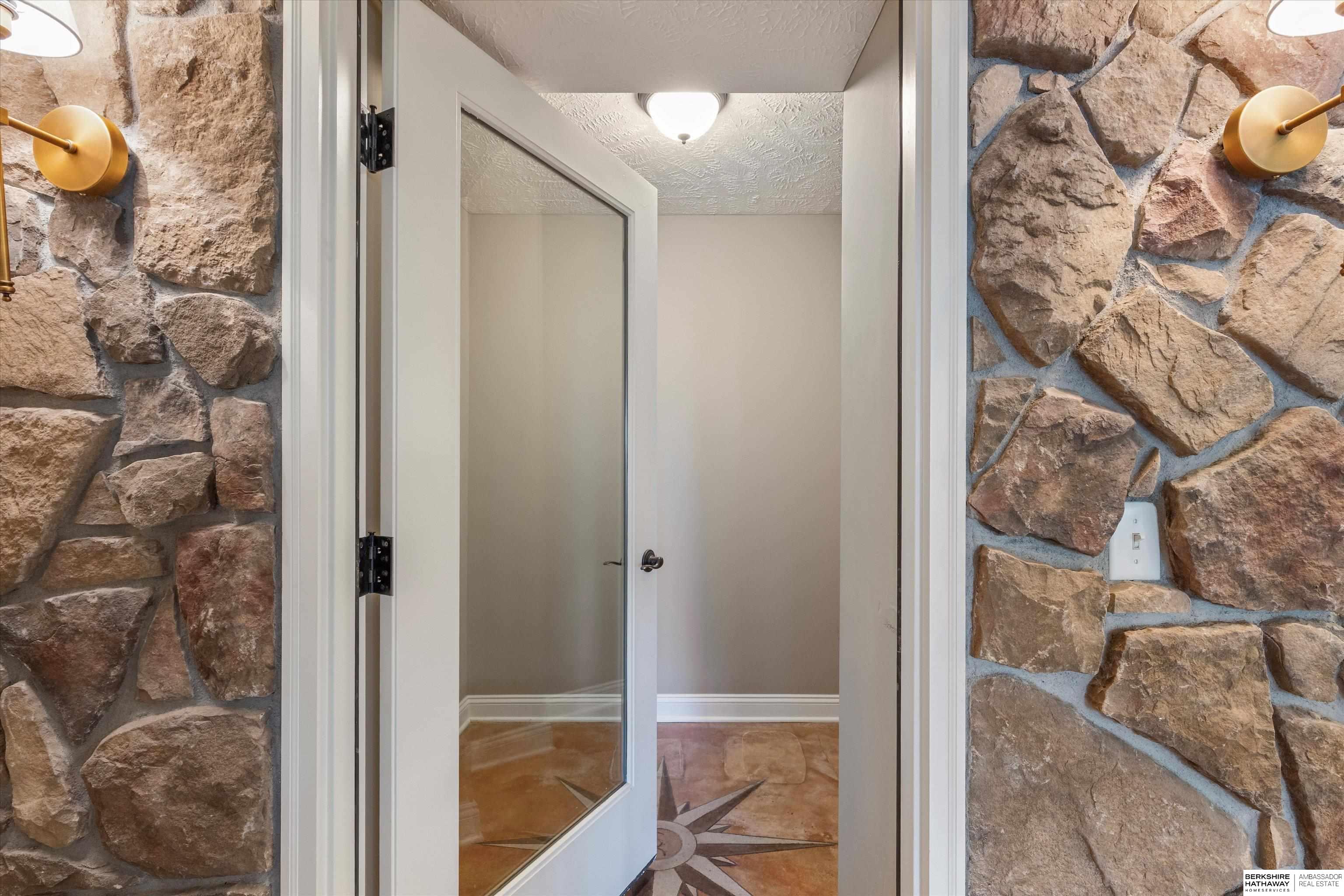 21314 Quarry Lane, Gretna