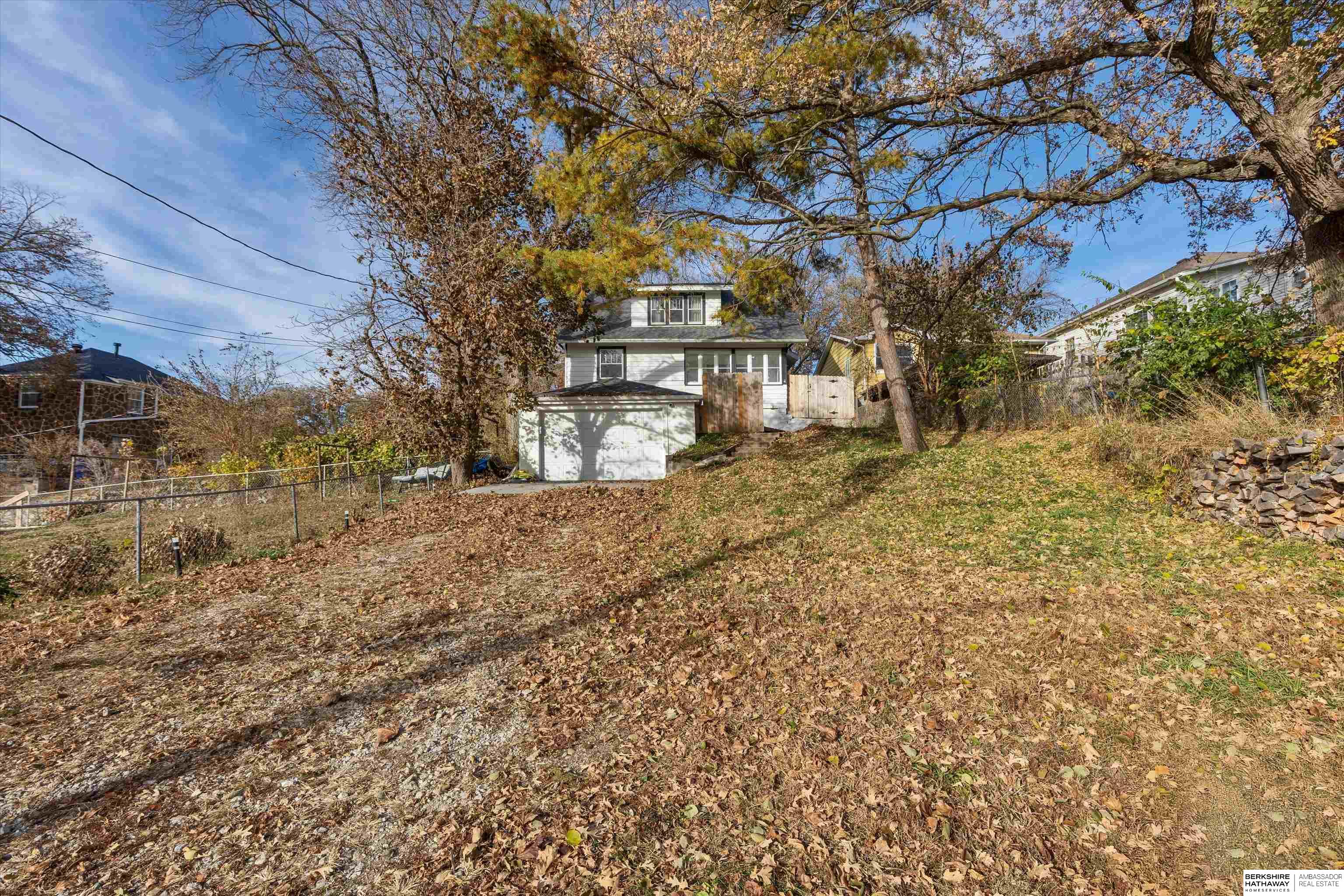 509 Ave B.