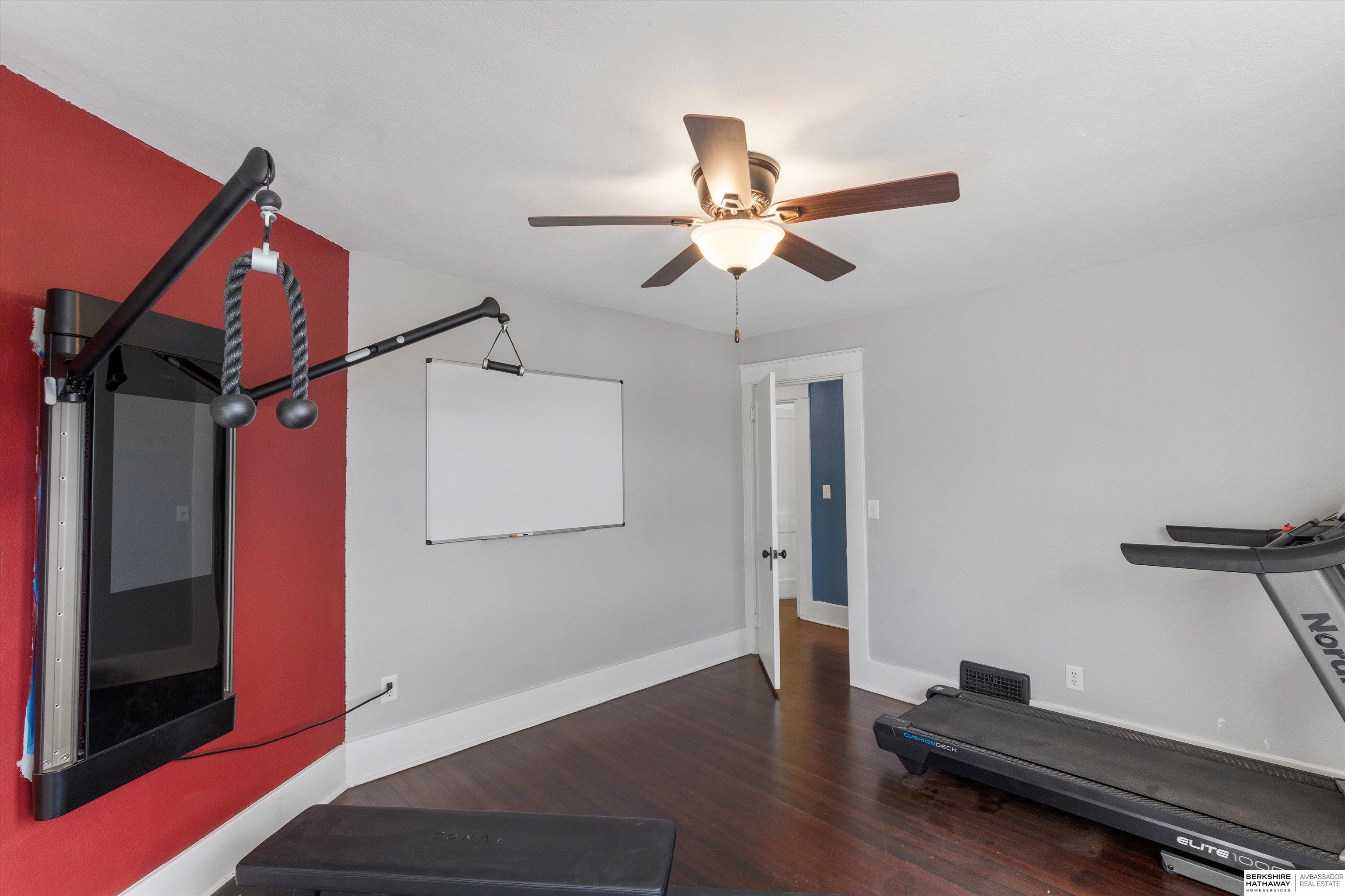 509 Ave B.