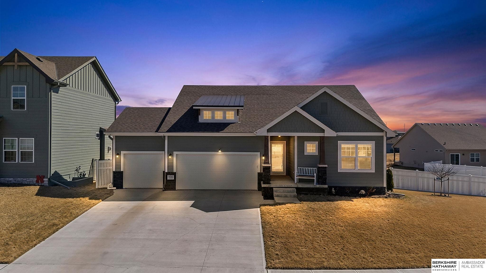 9605 S 184 Terrace
