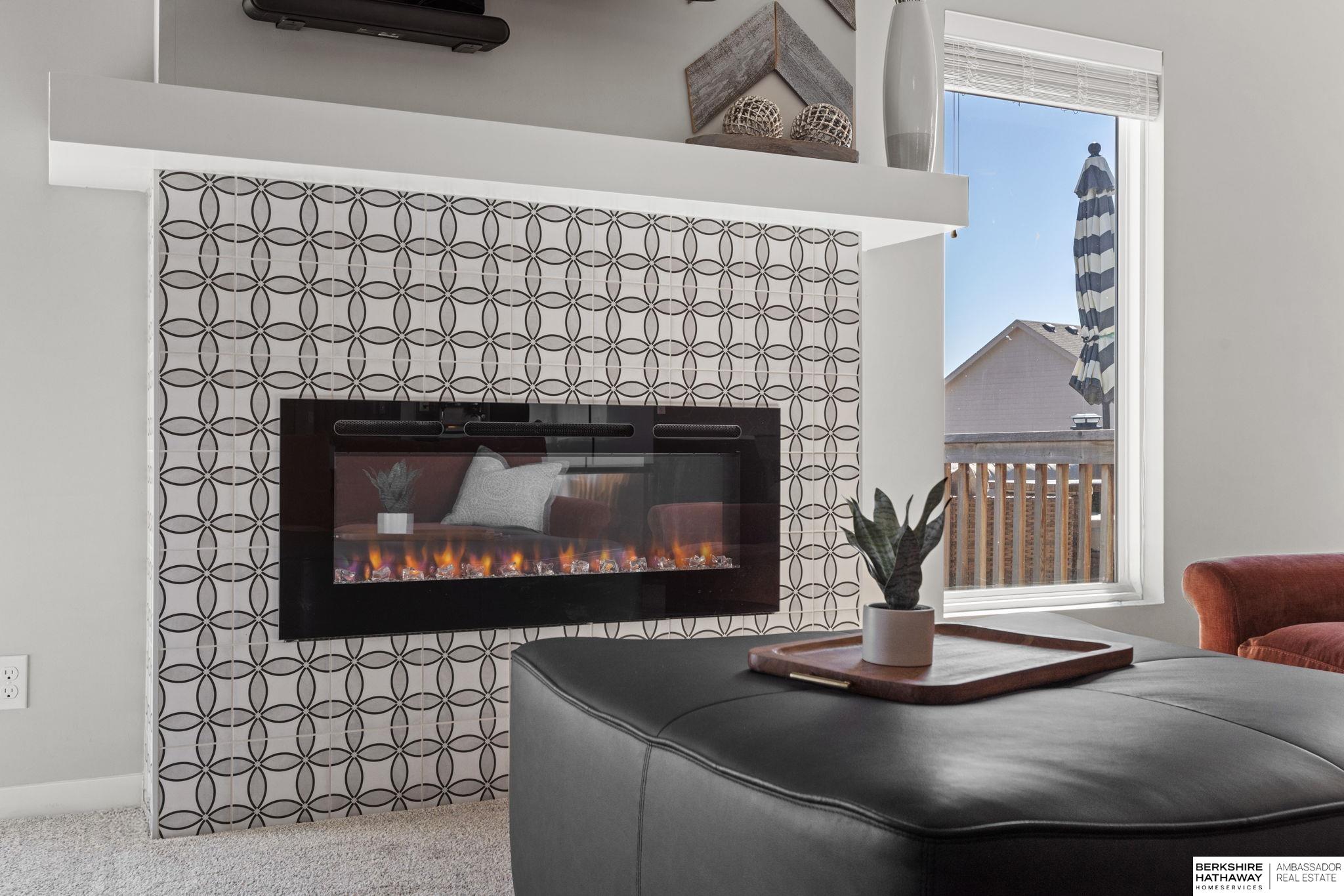 9605 S 184 Terrace