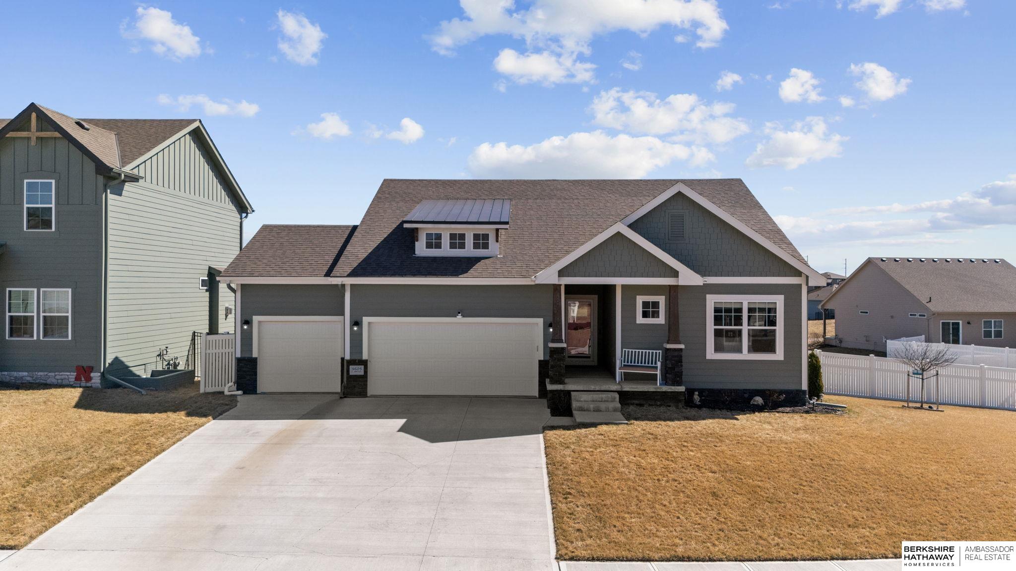 9605 S 184 Terrace