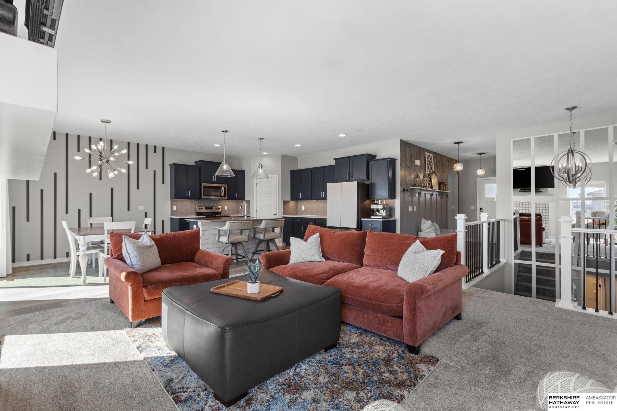 9605 S 184 Terrace