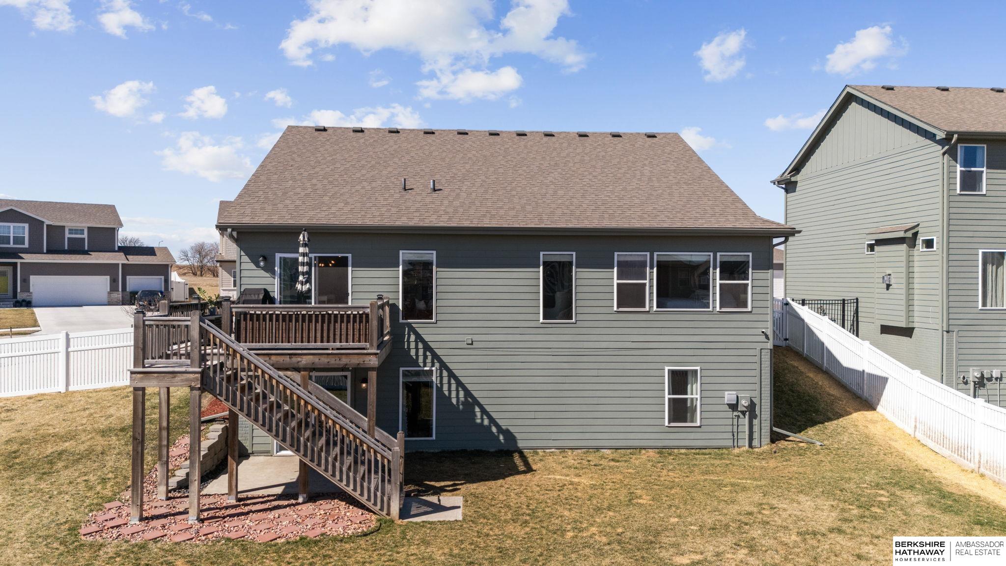 9605 S 184 Terrace