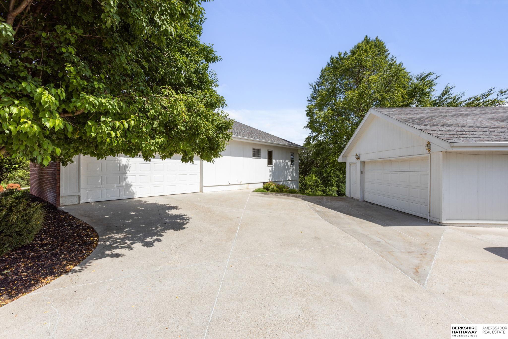 2966 Eagle Ridge Drive
