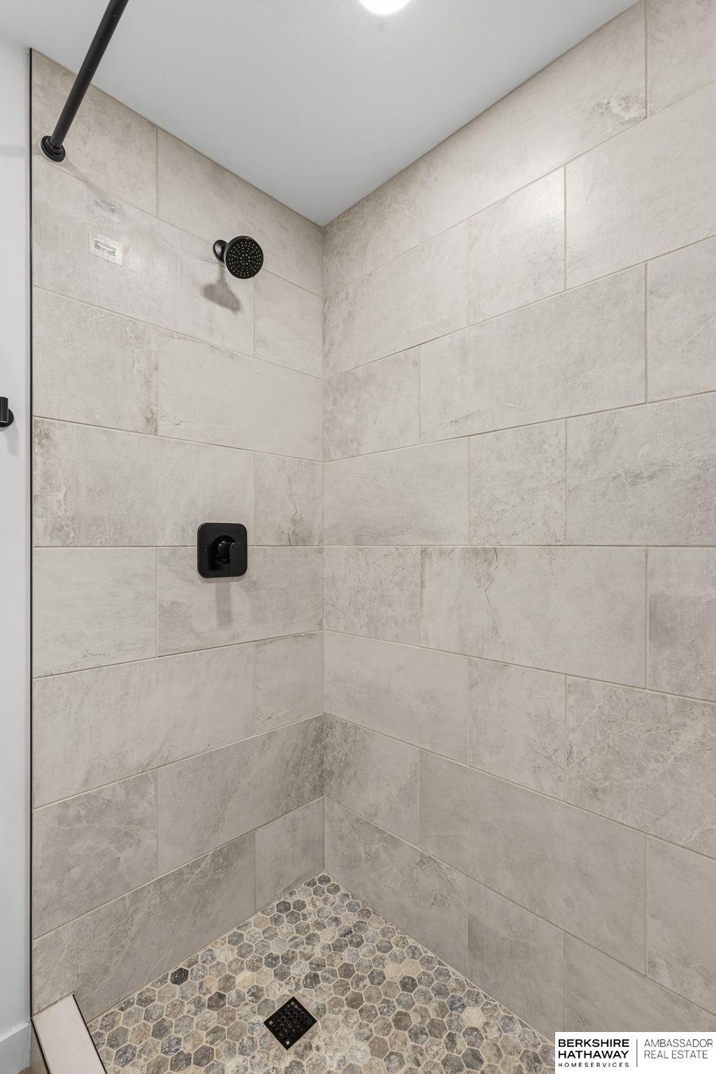 101 N 69 Street # 22