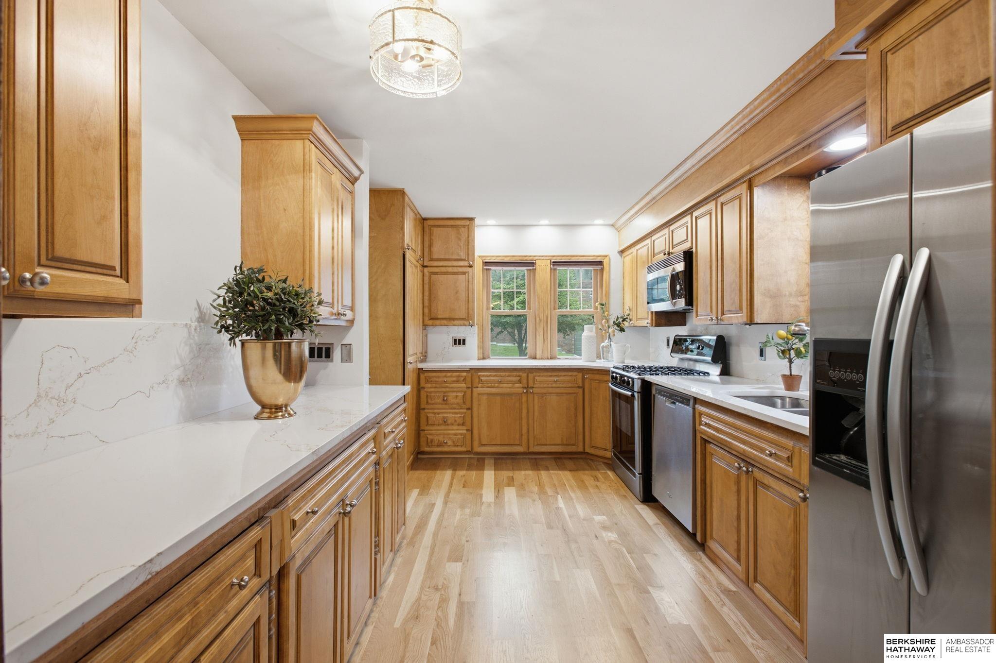 4301 Pine Street