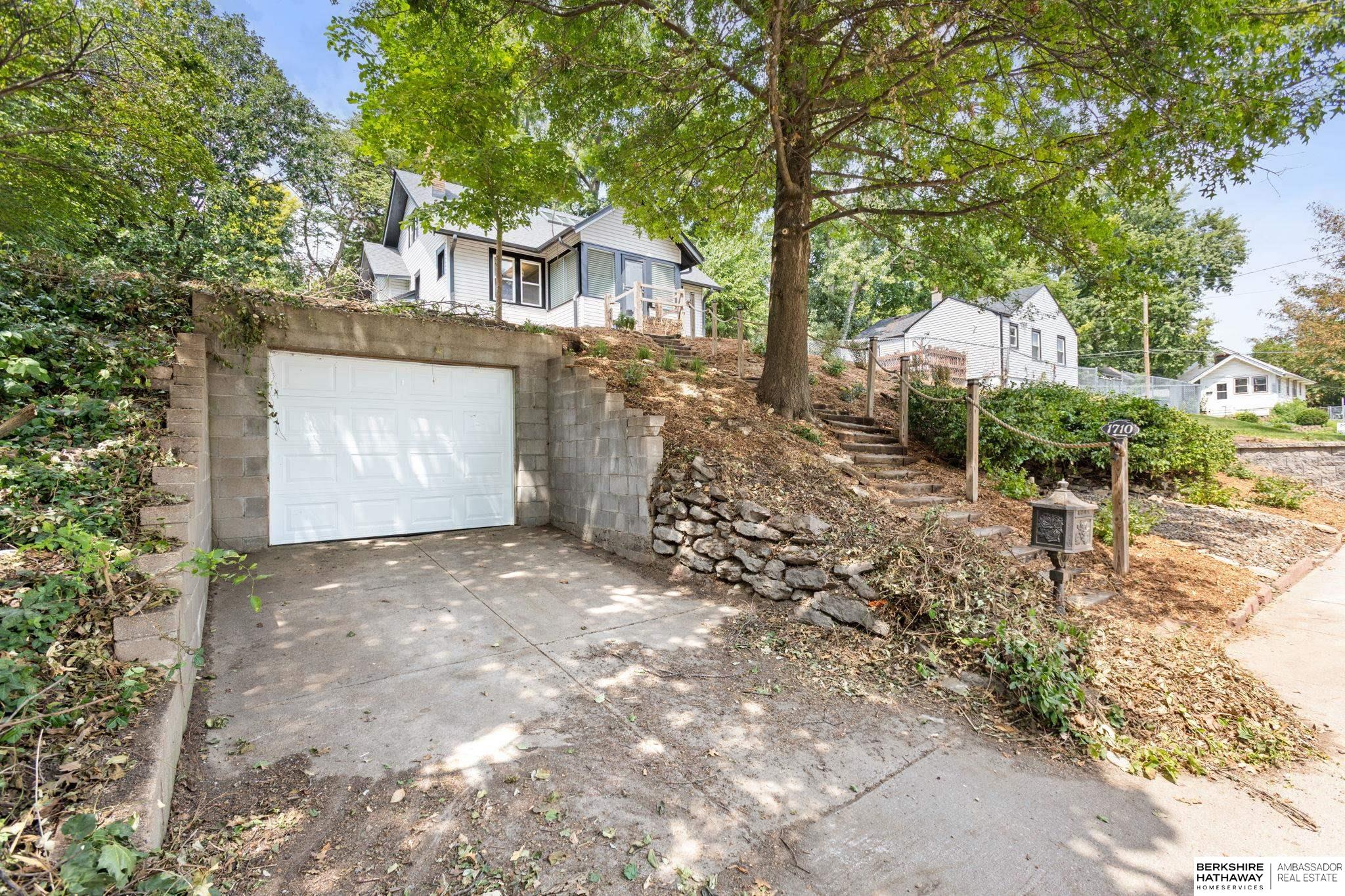 1710 S 55 Street