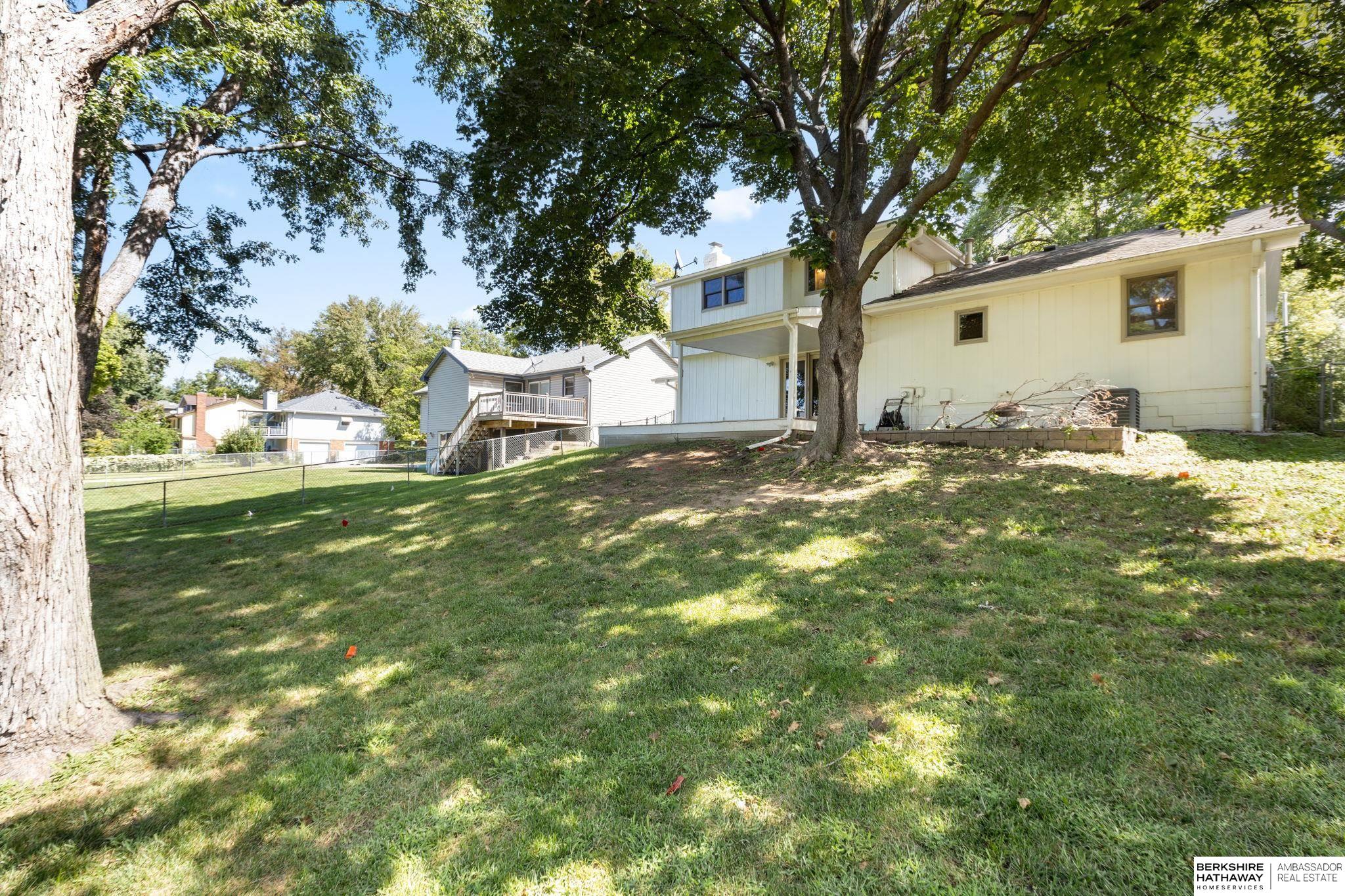 2112 S 138 Street