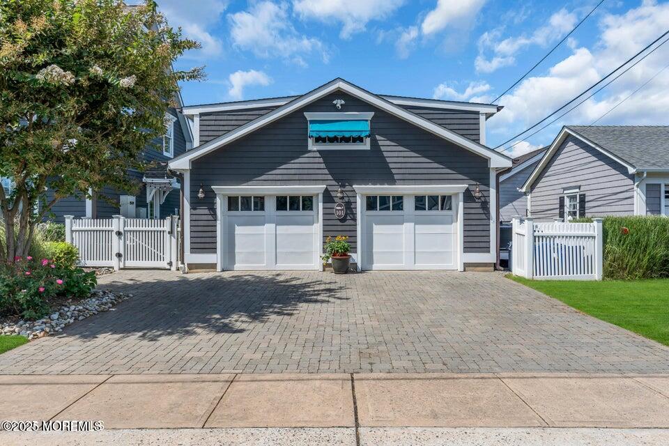 101 Neptune Place