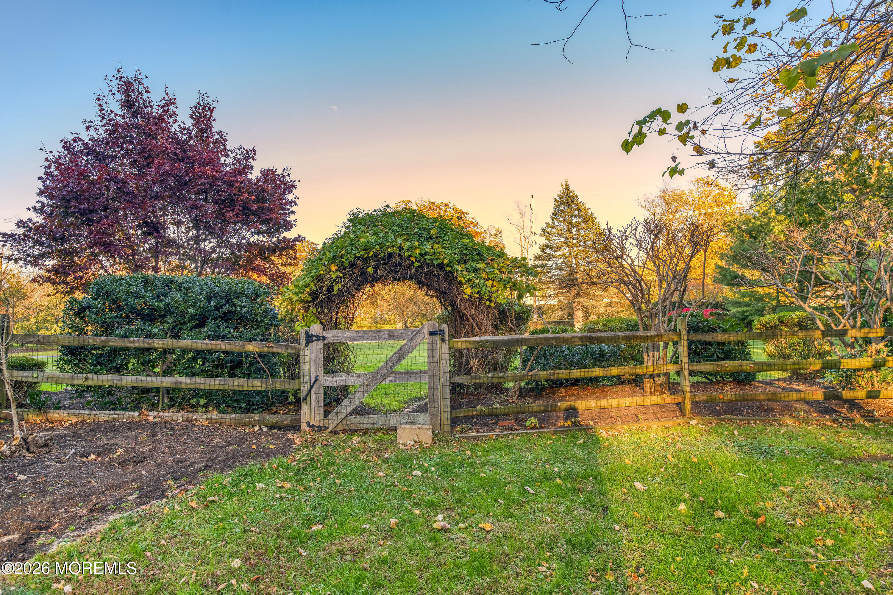 132 Avenue Of Two Rivers