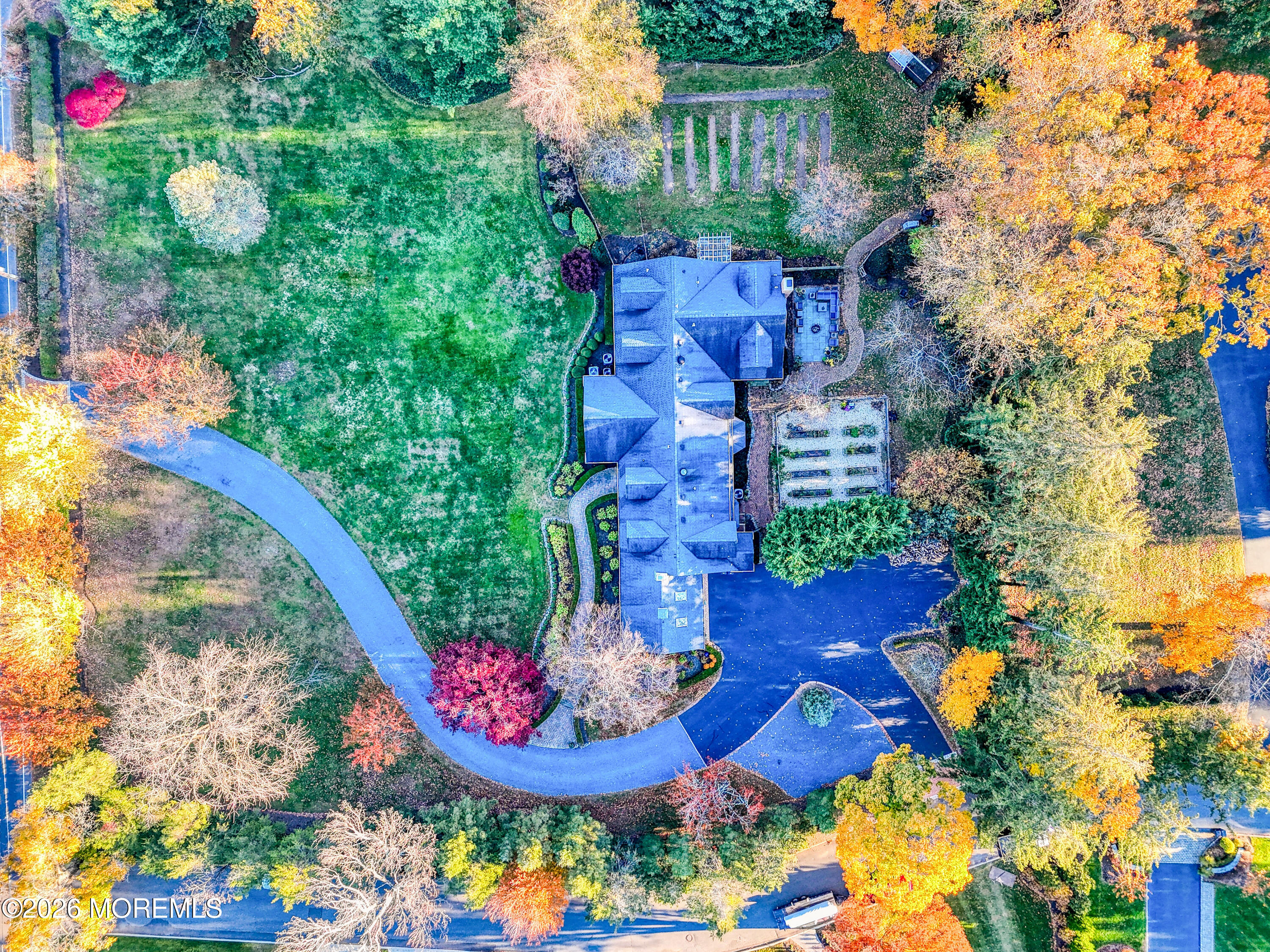 132 Avenue Of Two Rivers