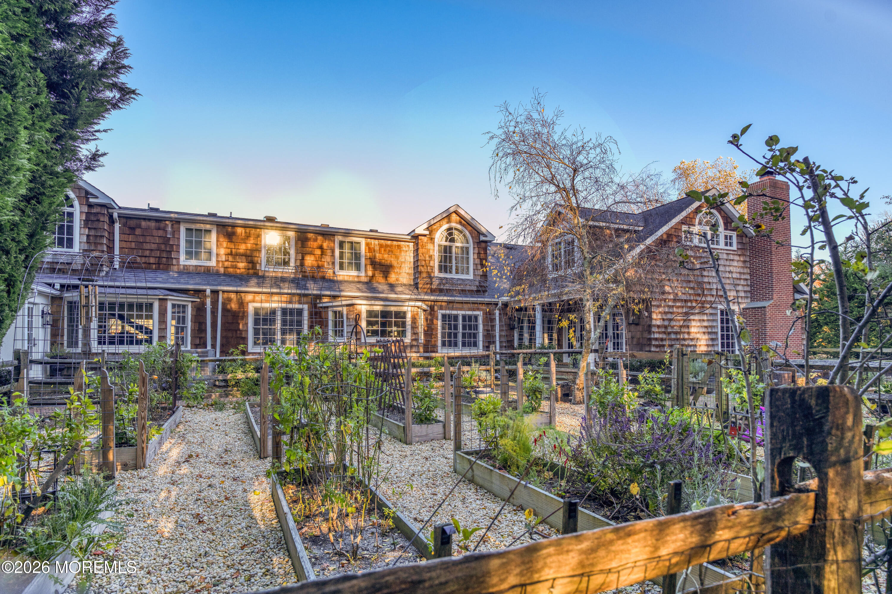 132 Avenue Of Two Rivers