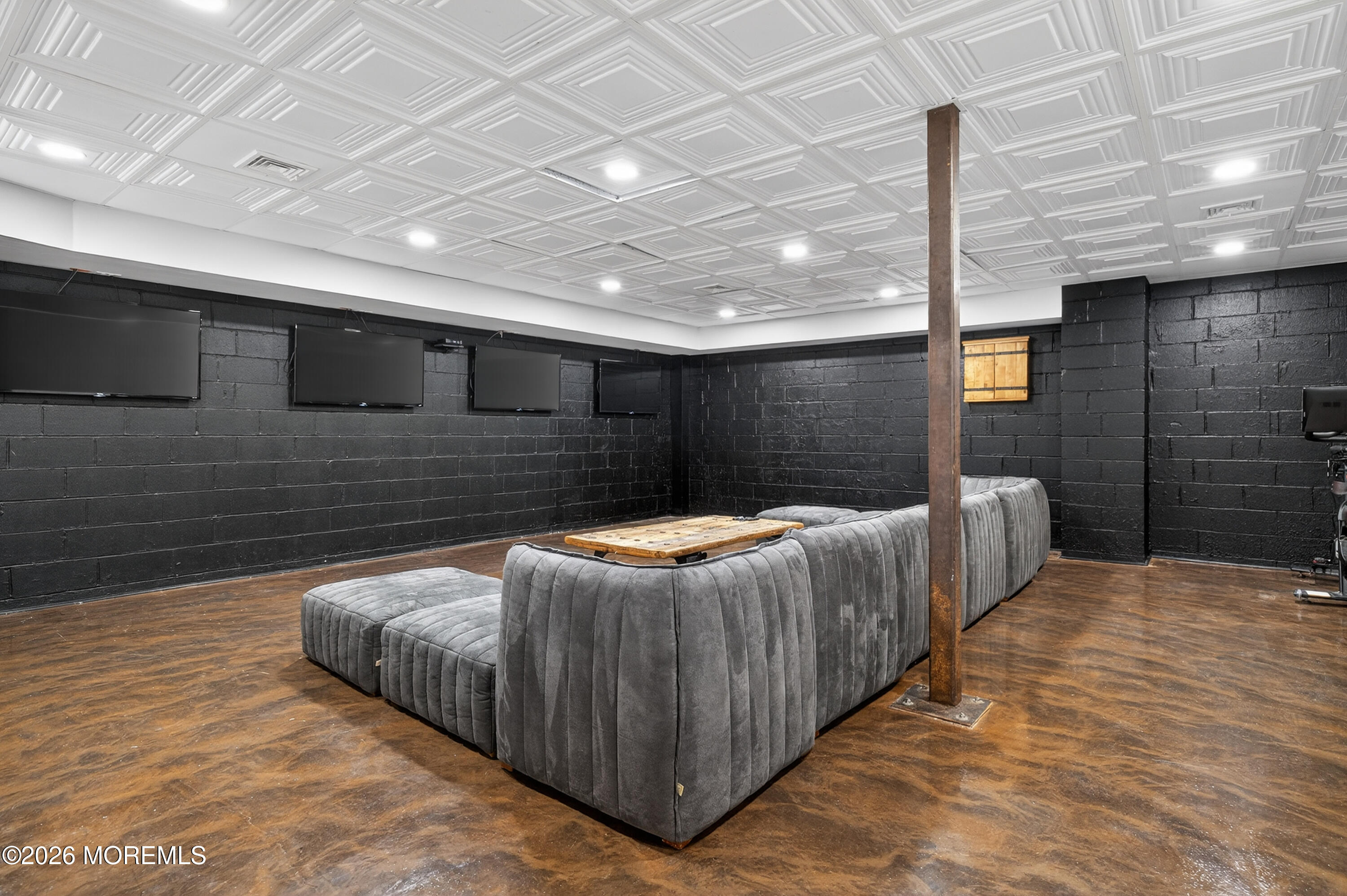 132 Avenue Of Two Rivers