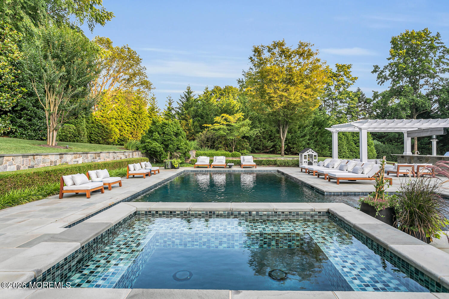 18 Bellevue Avenue