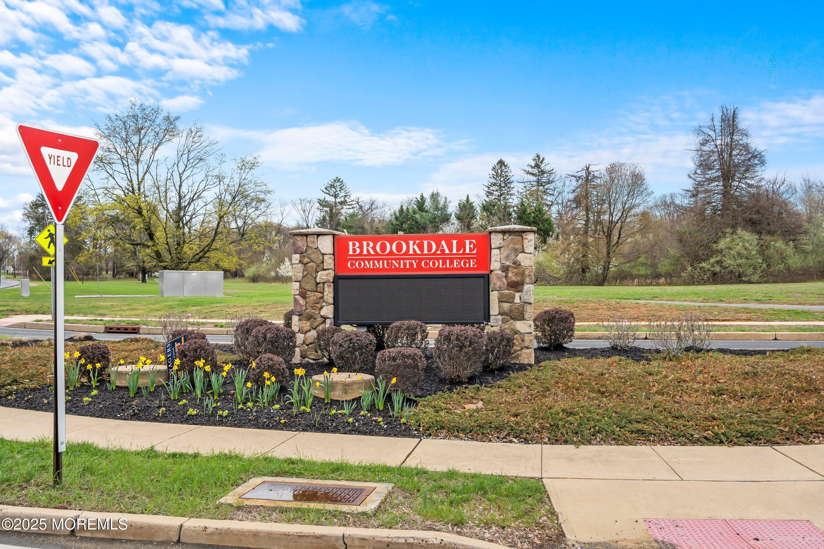 110 Whispering Pines Drive