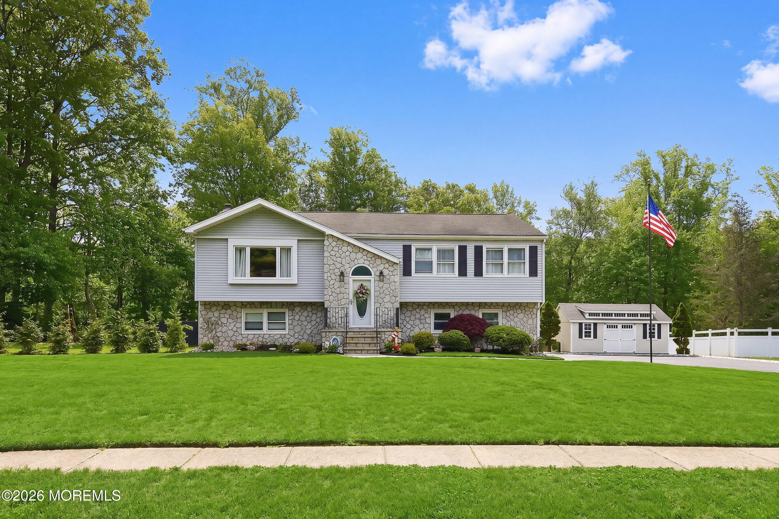 110 Whispering Pines Drive