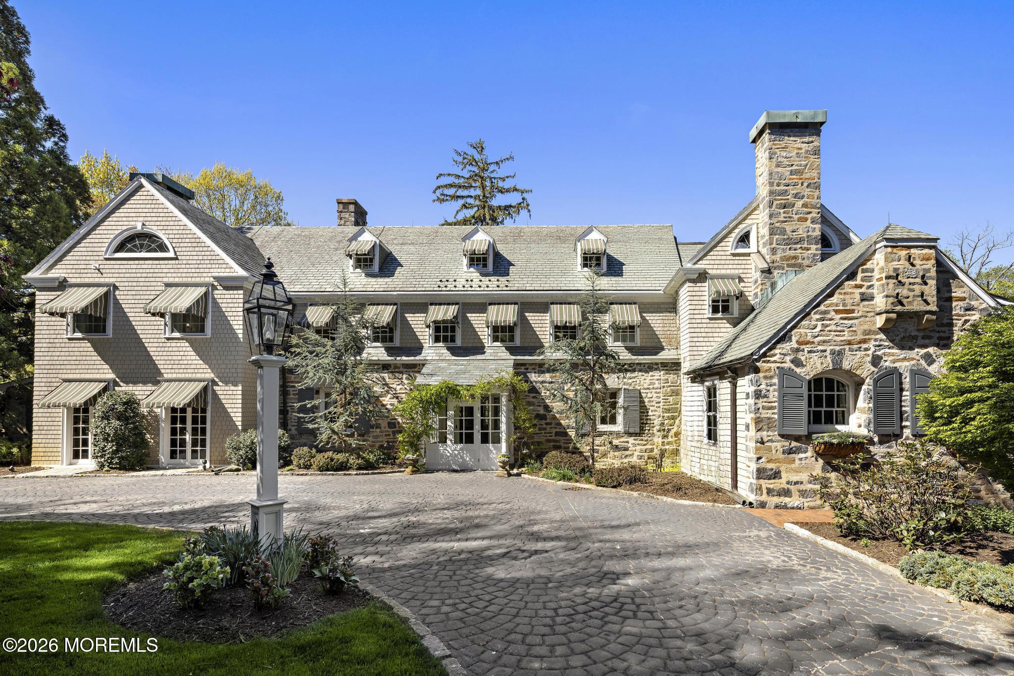 52 Buena Vista Avenue