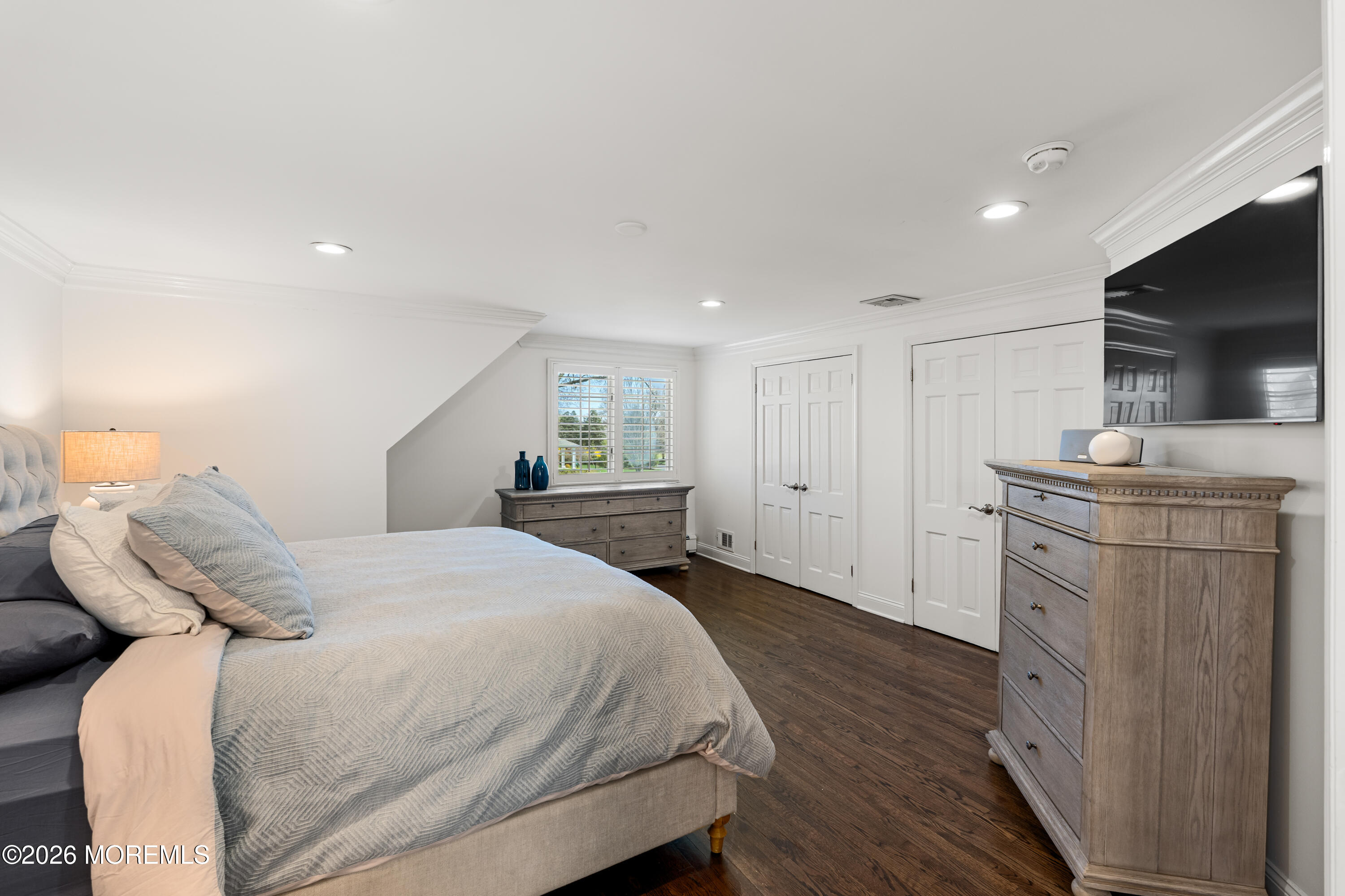 8 Evergreen Drive