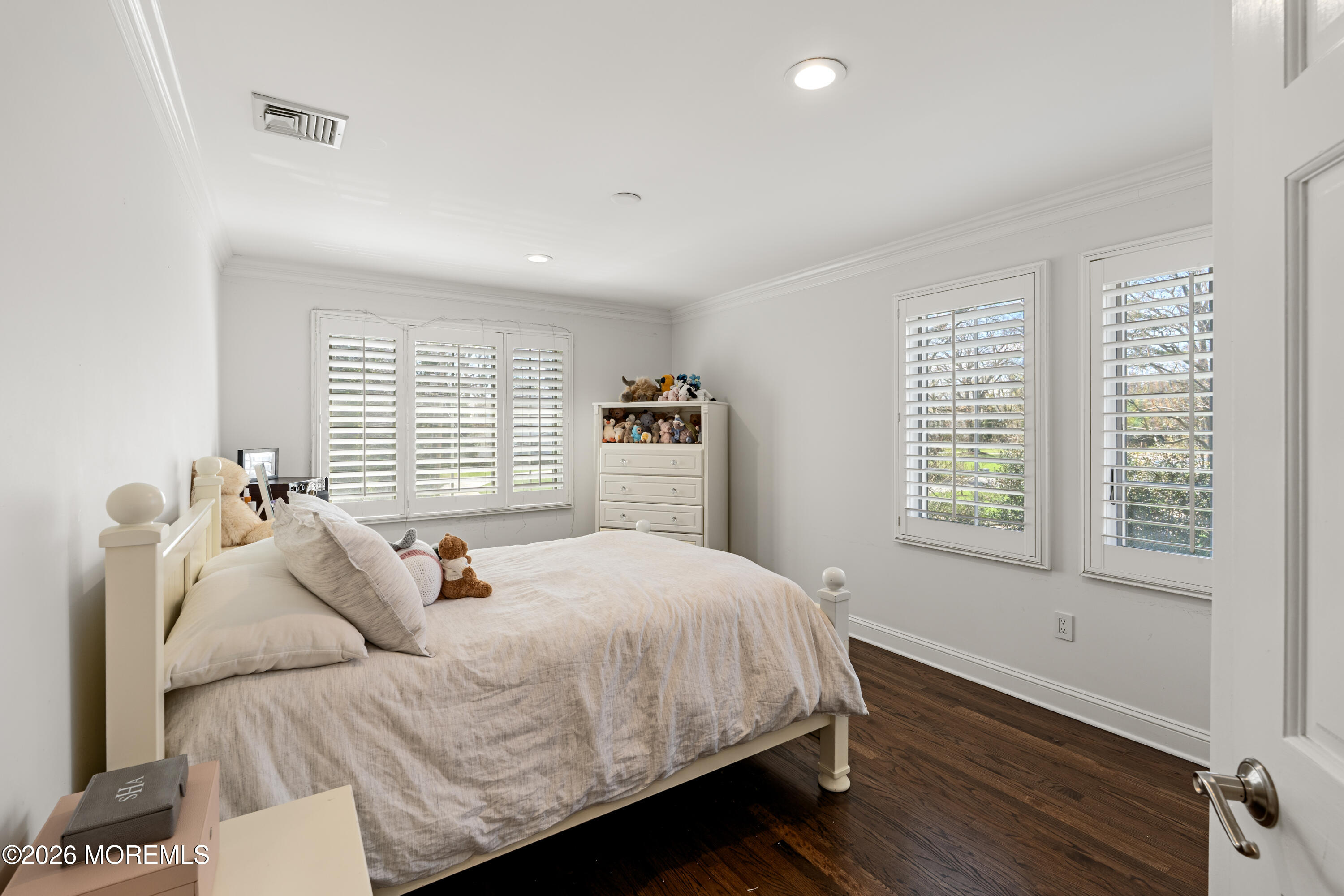 8 Evergreen Drive