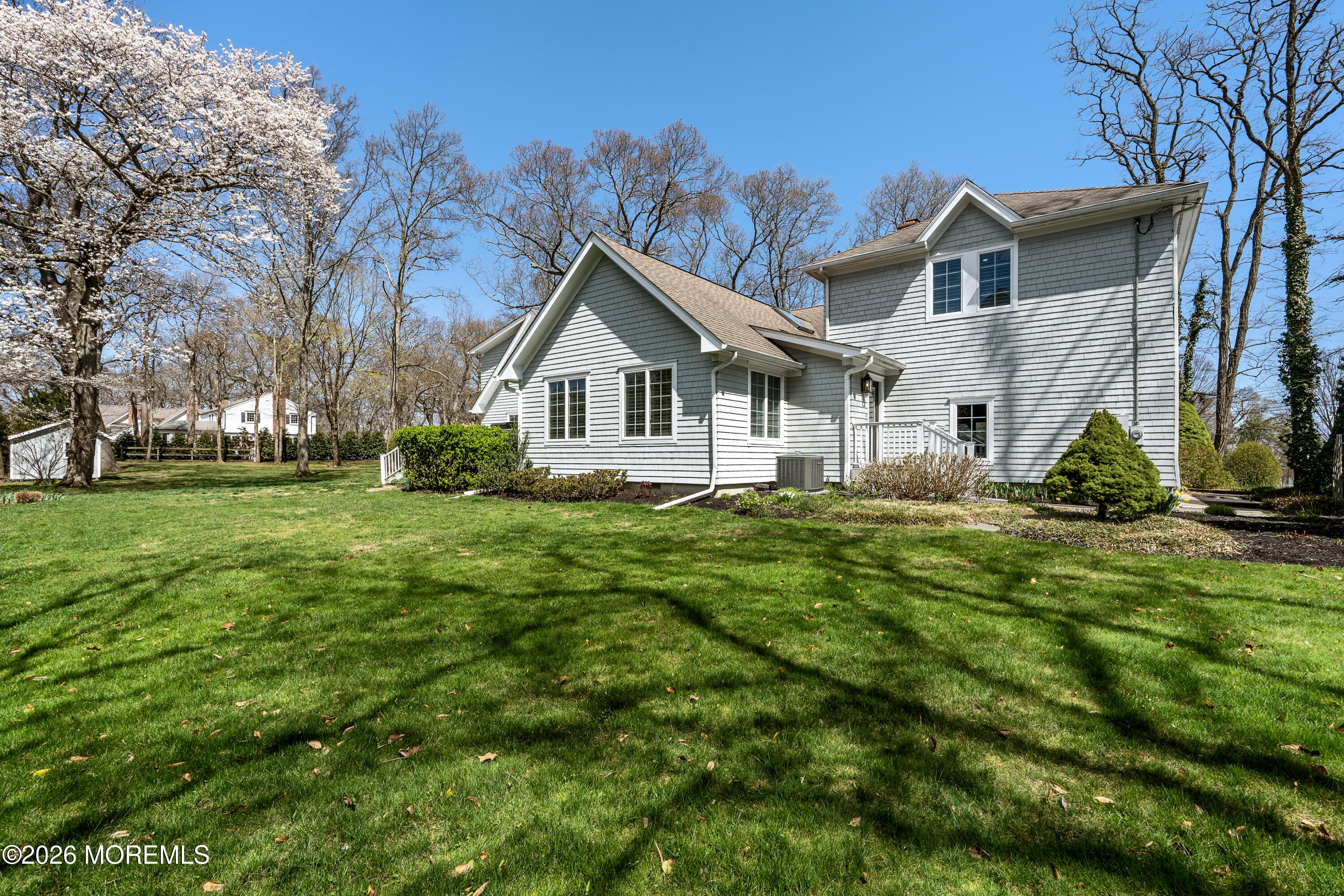 8 Evergreen Drive