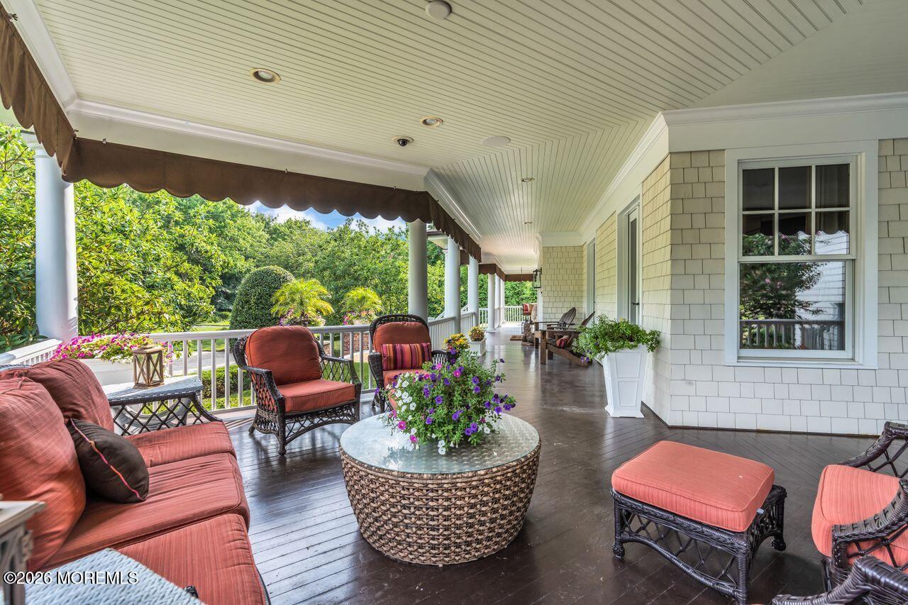 8 Ridge Road