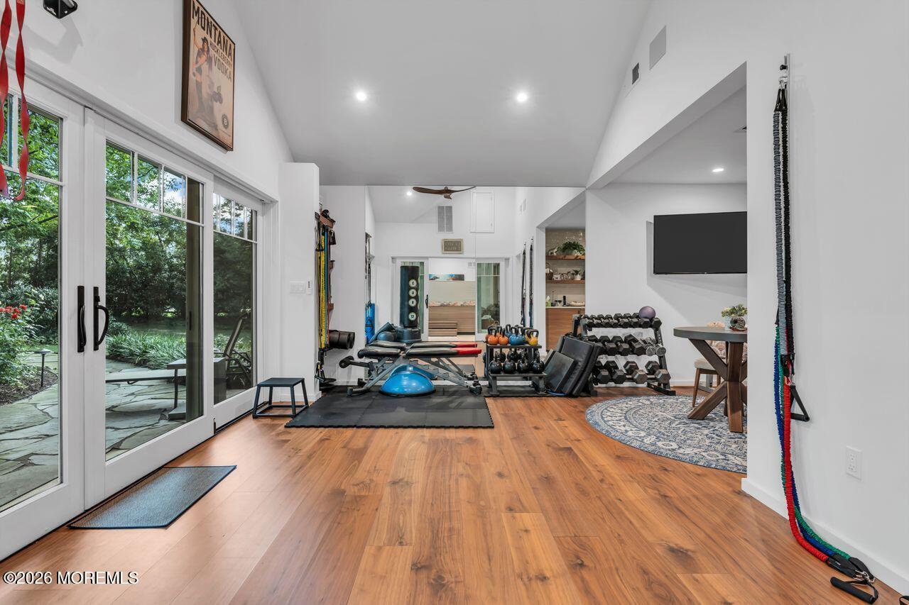 8 Ridge Road