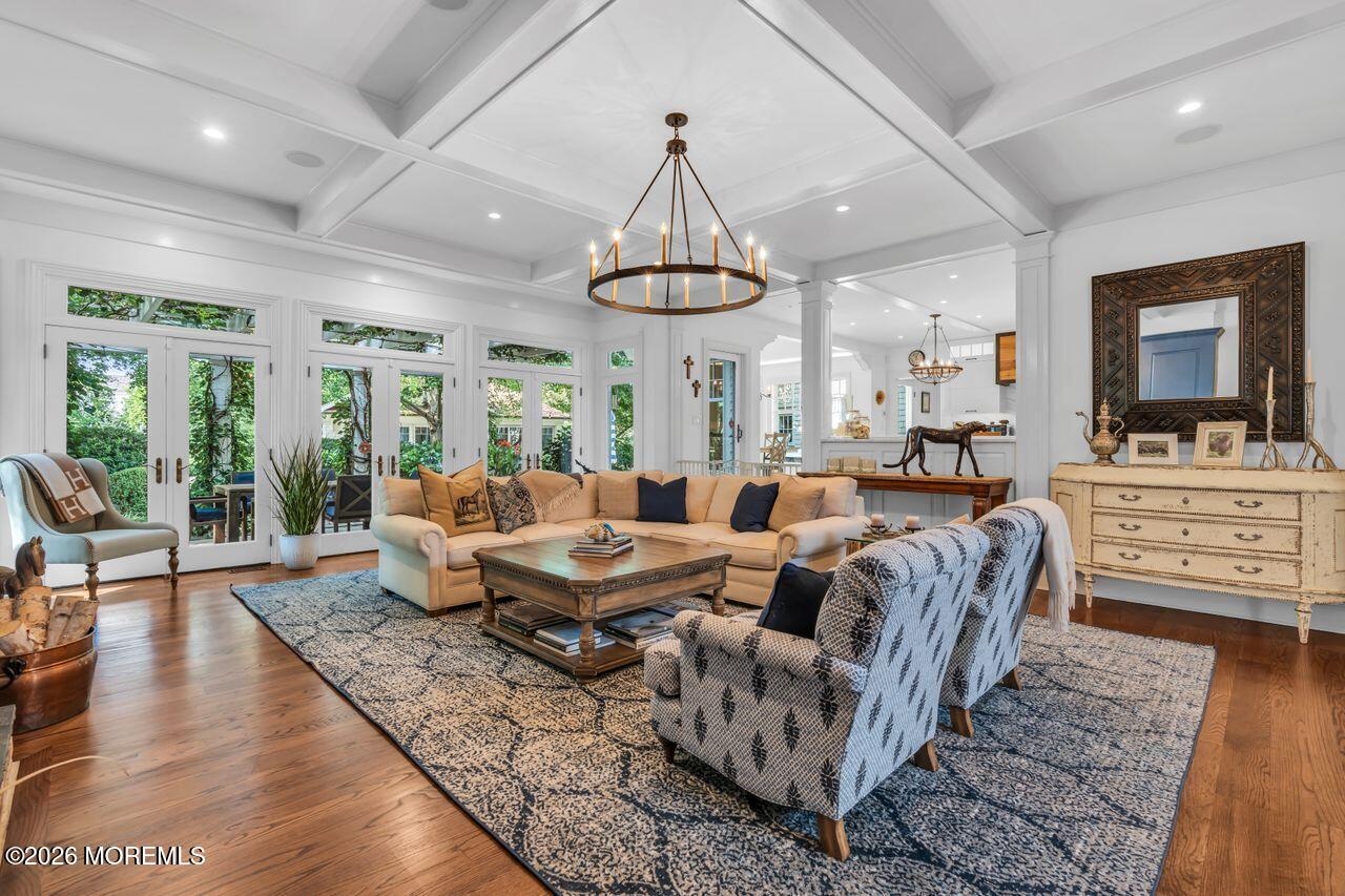 8 Ridge Road