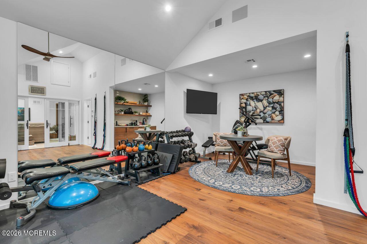 8 Ridge Road