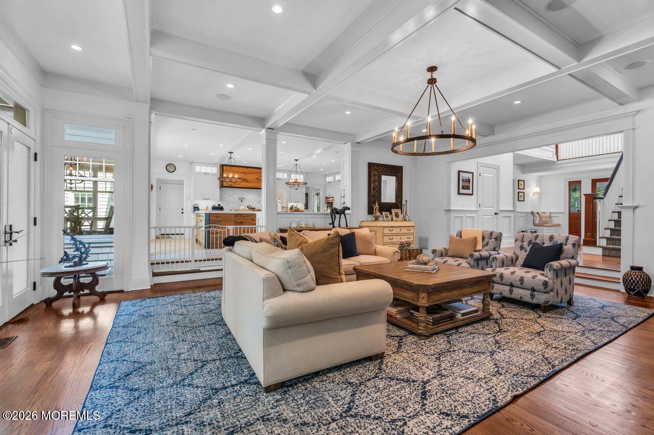 8 Ridge Road