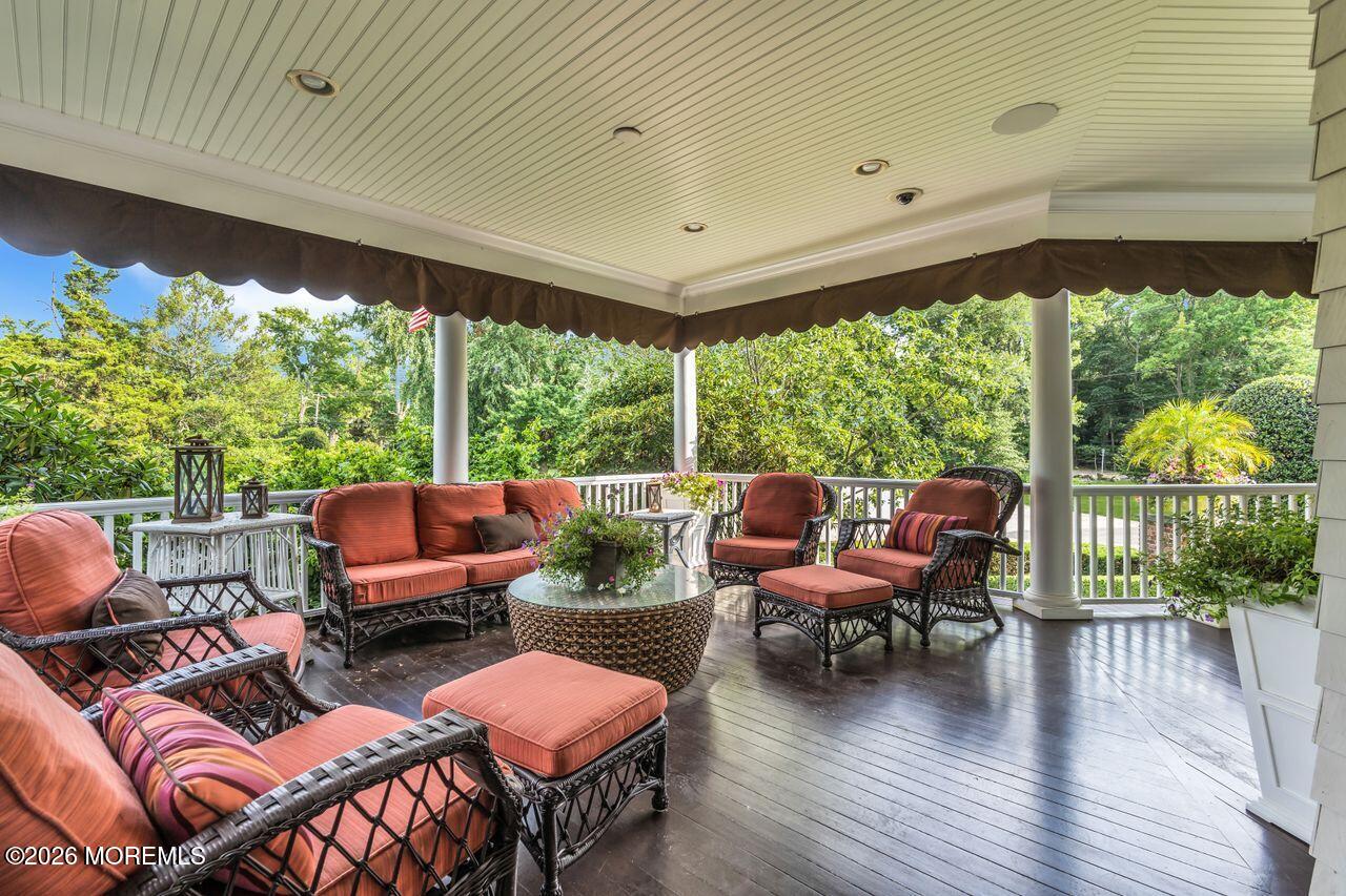 8 Ridge Road