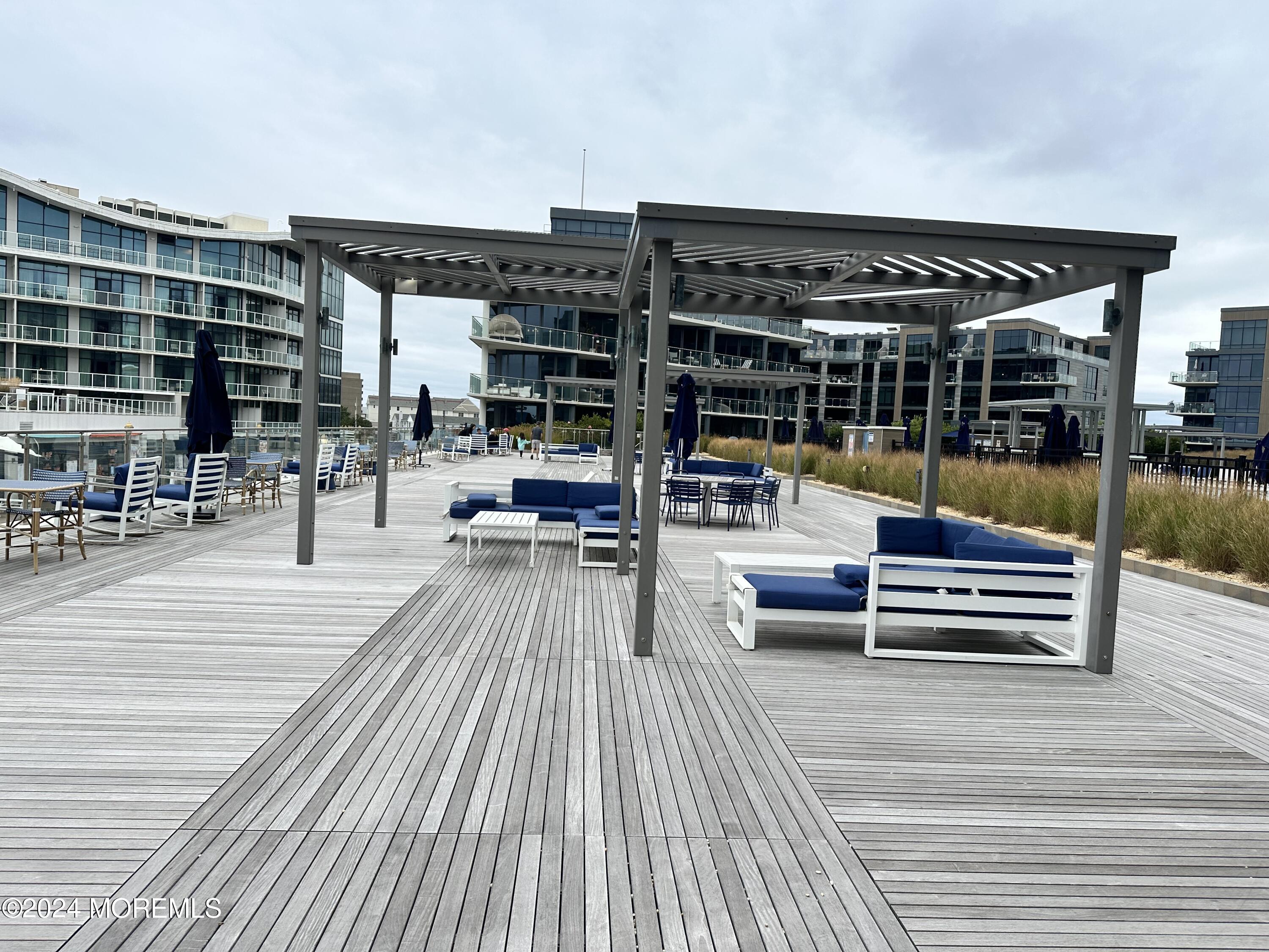 20 Melrose Terrace Unit 208