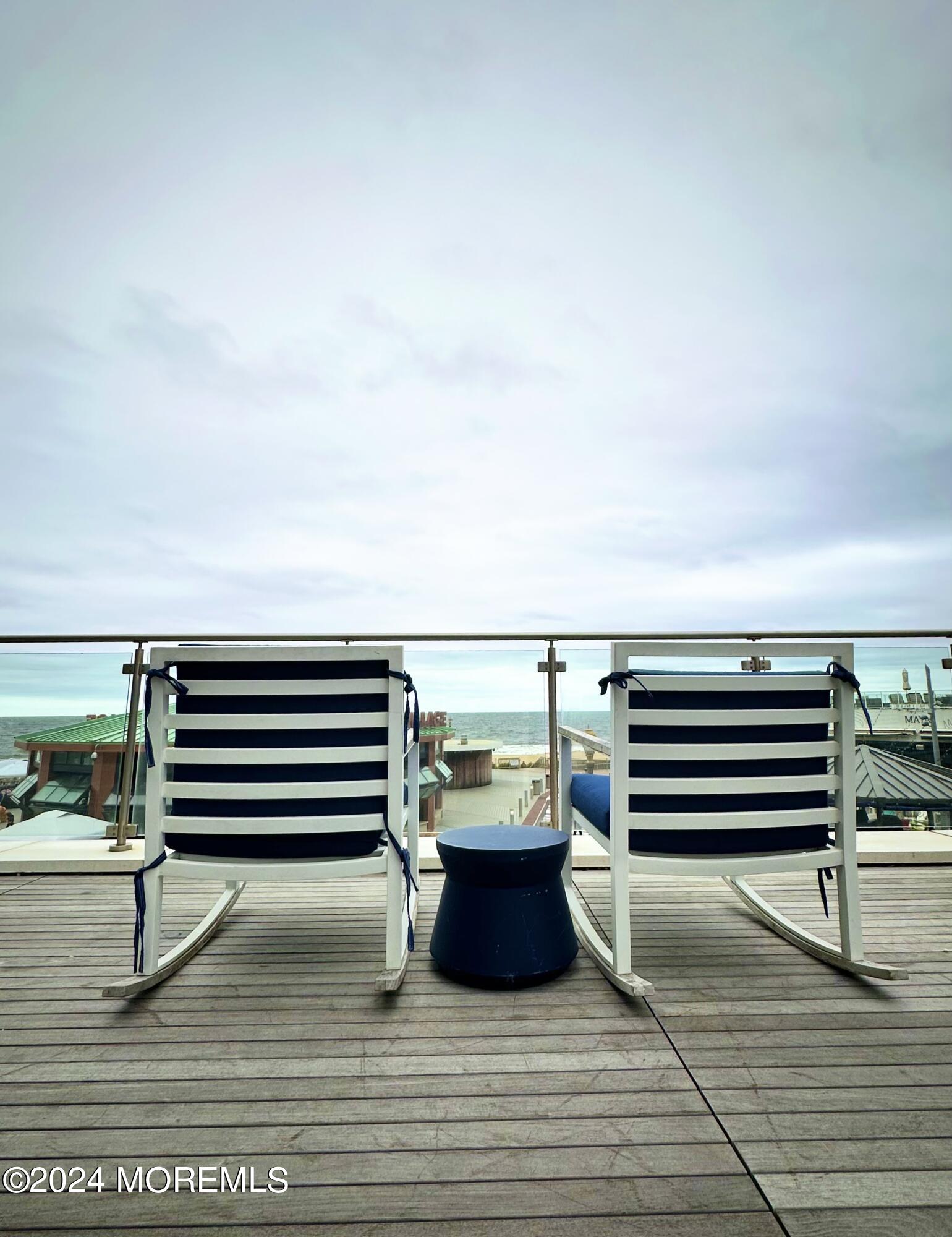 20 Melrose Terrace Unit 208