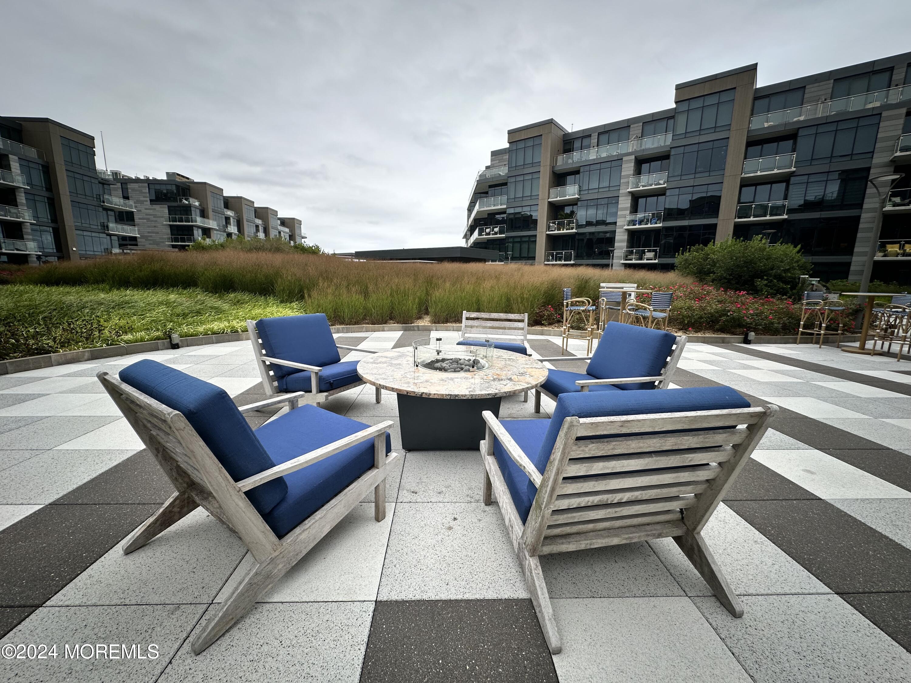 20 Melrose Terrace Unit 208