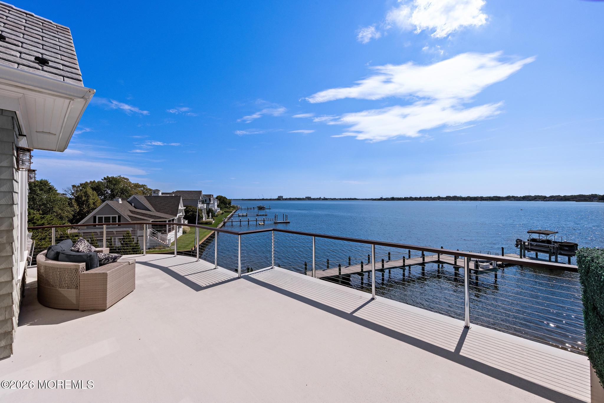 676 Little Silver Point Road