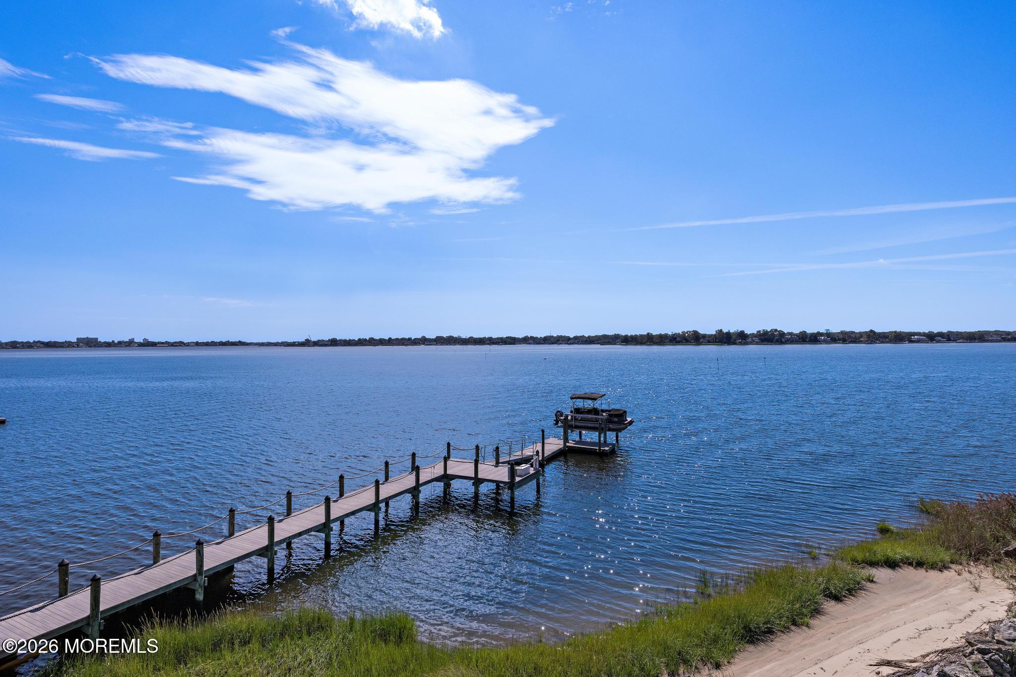 676 Little Silver Point Road
